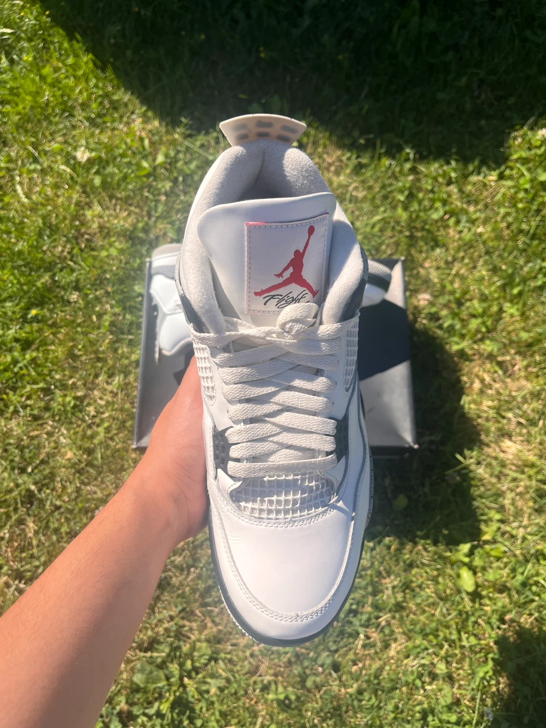 Jordan 4 white cement (SIZE 10.5) - photo 2