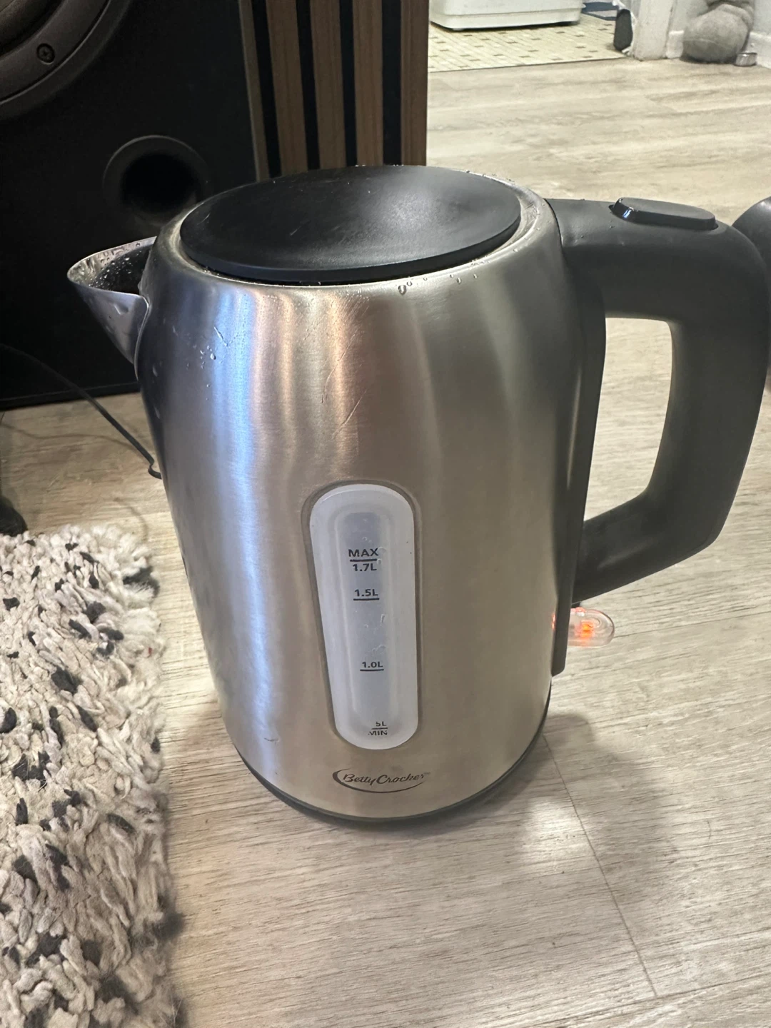Betty Crocker Stainless Steel Electric Kettle