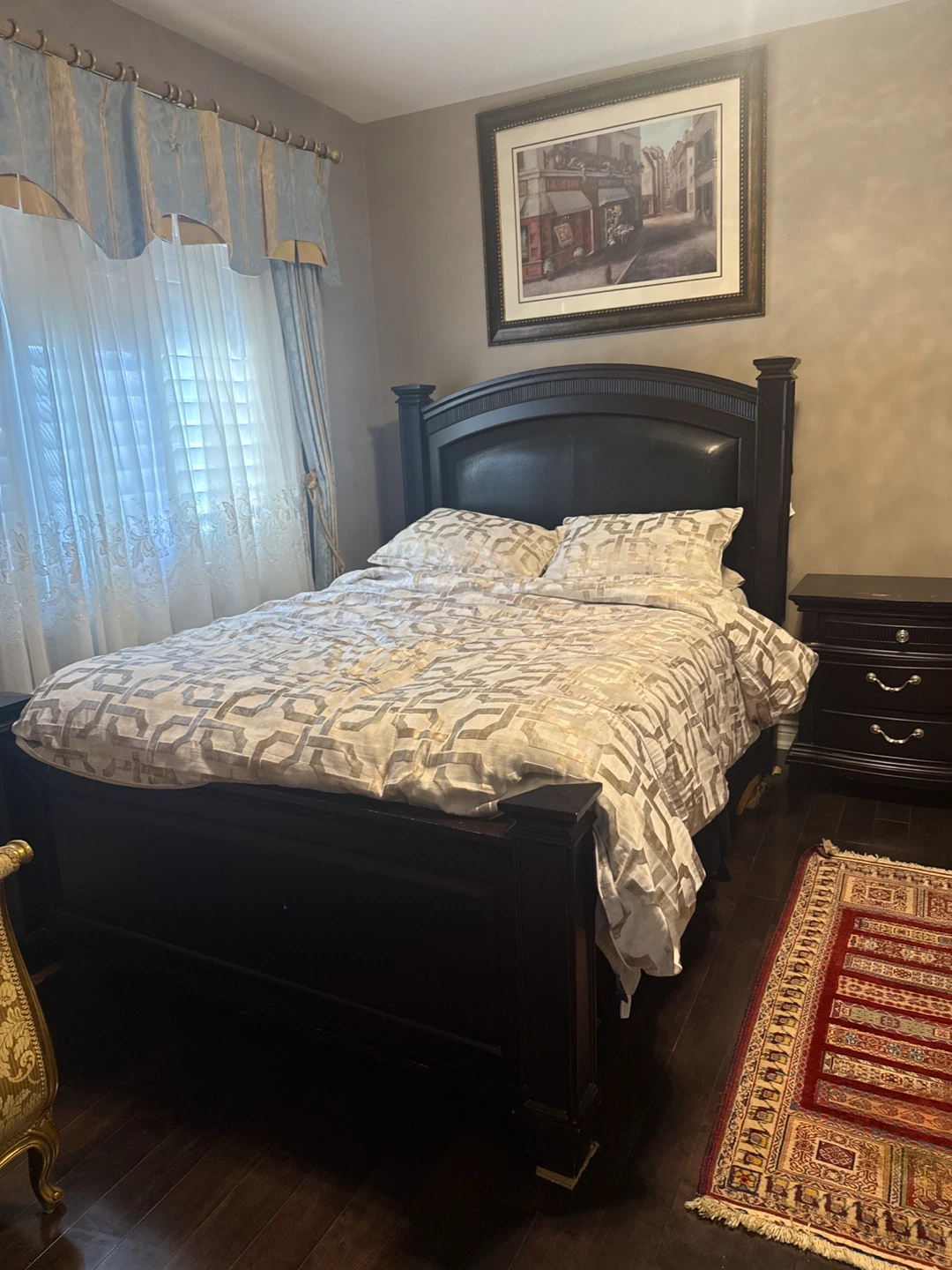 Queen size bedroom set , Dark Wood Nightstand with 3 Drawers - photo 2
