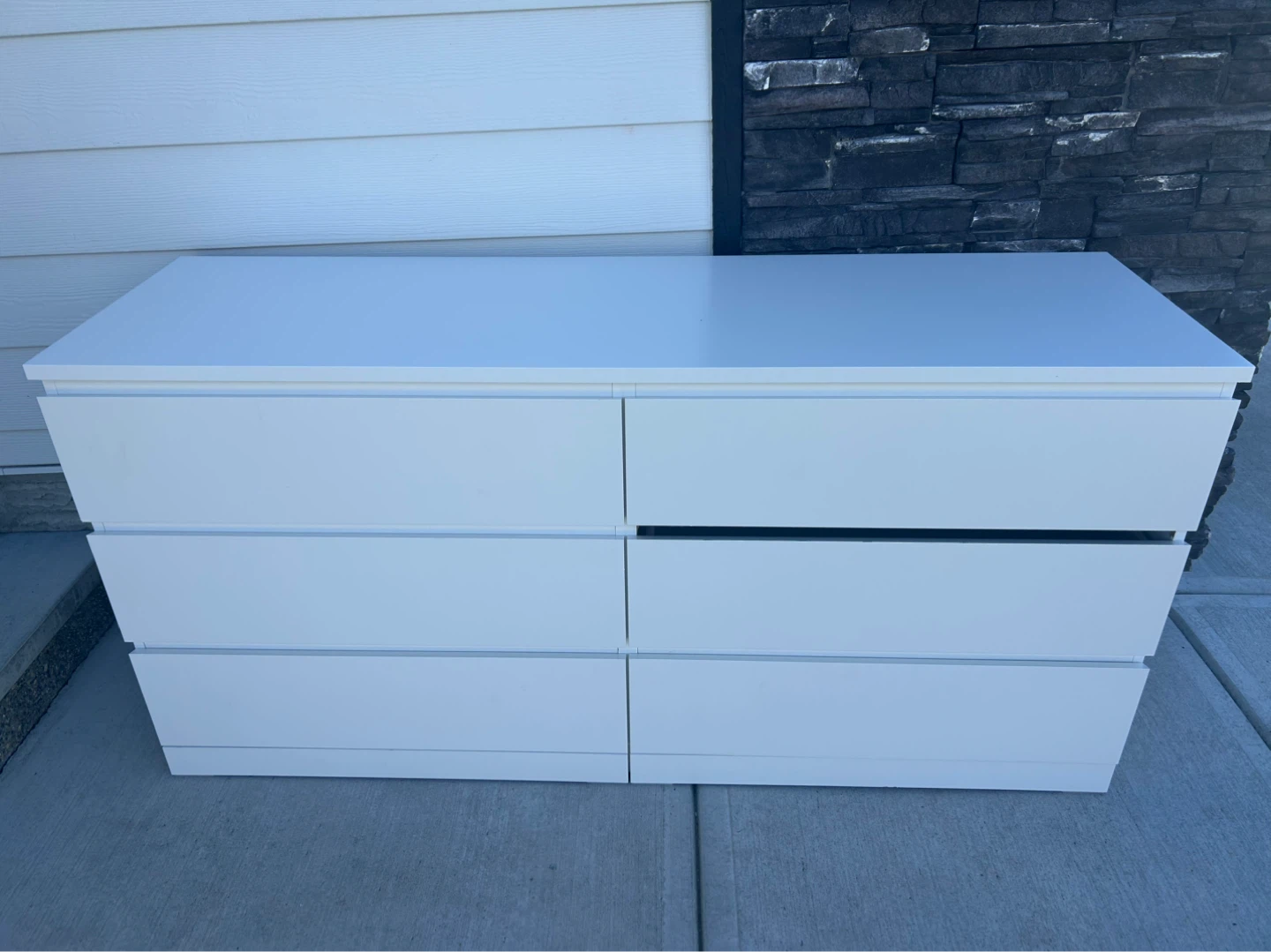 IKEA MALM white dresser 6 drawers