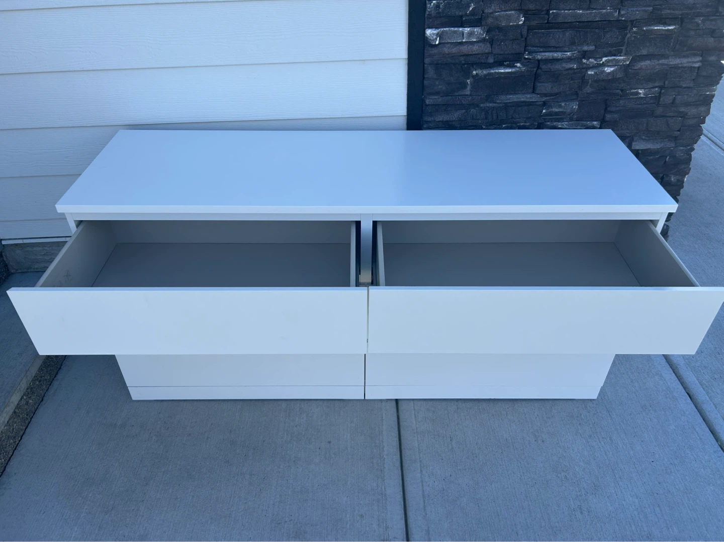 IKEA MALM white dresser 6 drawers - photo 2