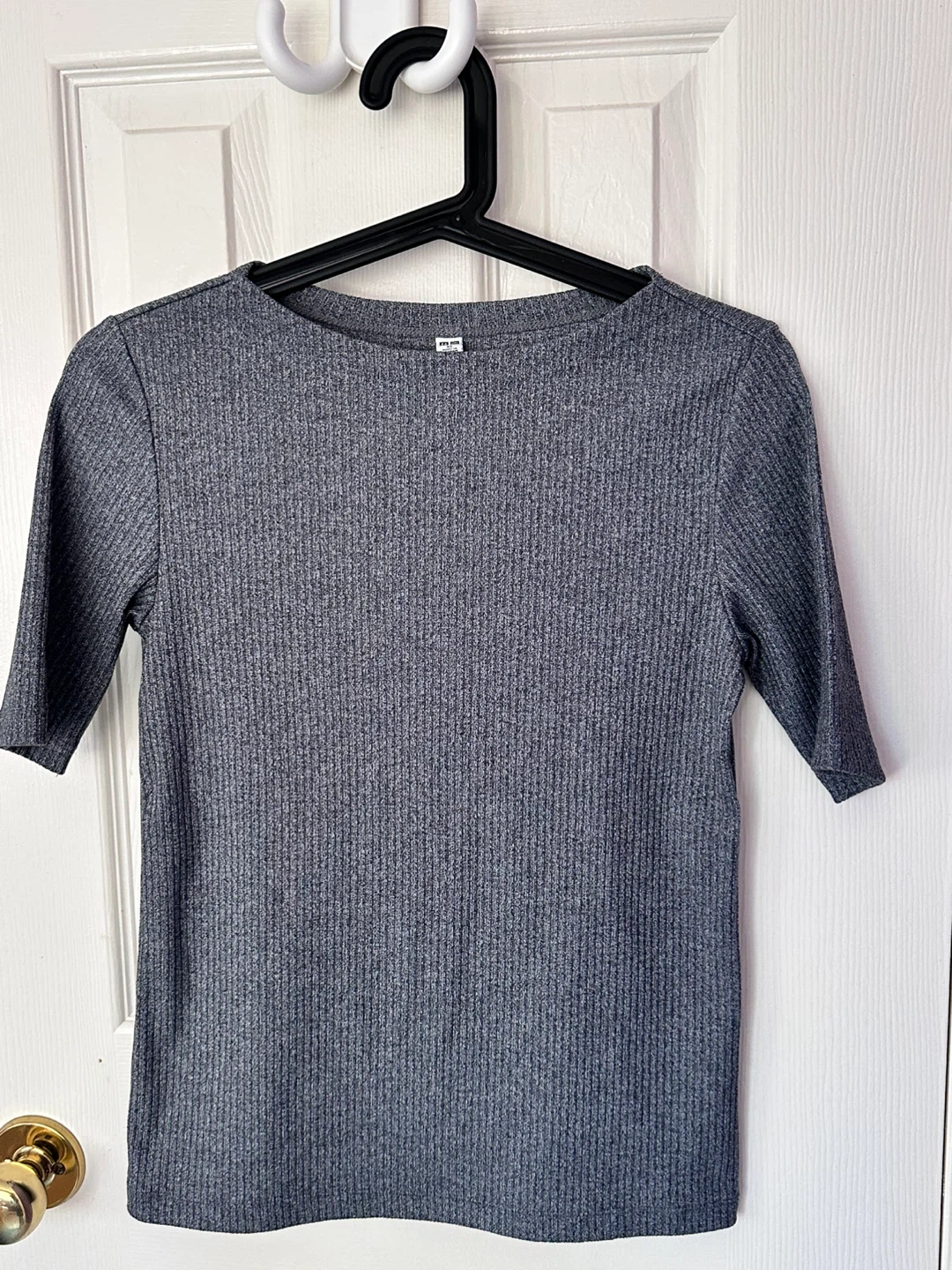 Uniqlo Ribbed 3/4 Sleeve Top - Size XS