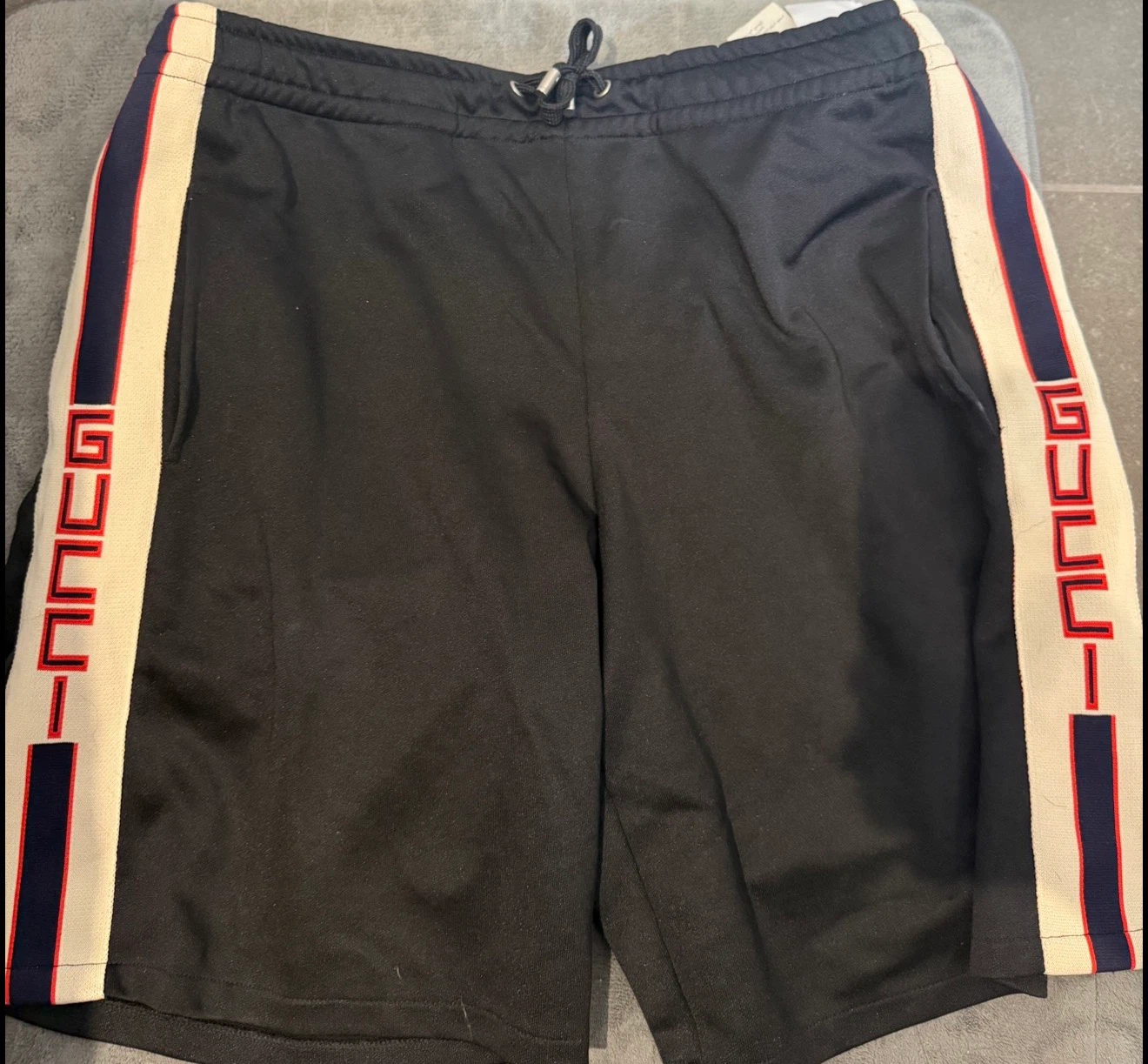 GUCCI Black Shorts Size M men’s - photo 2
