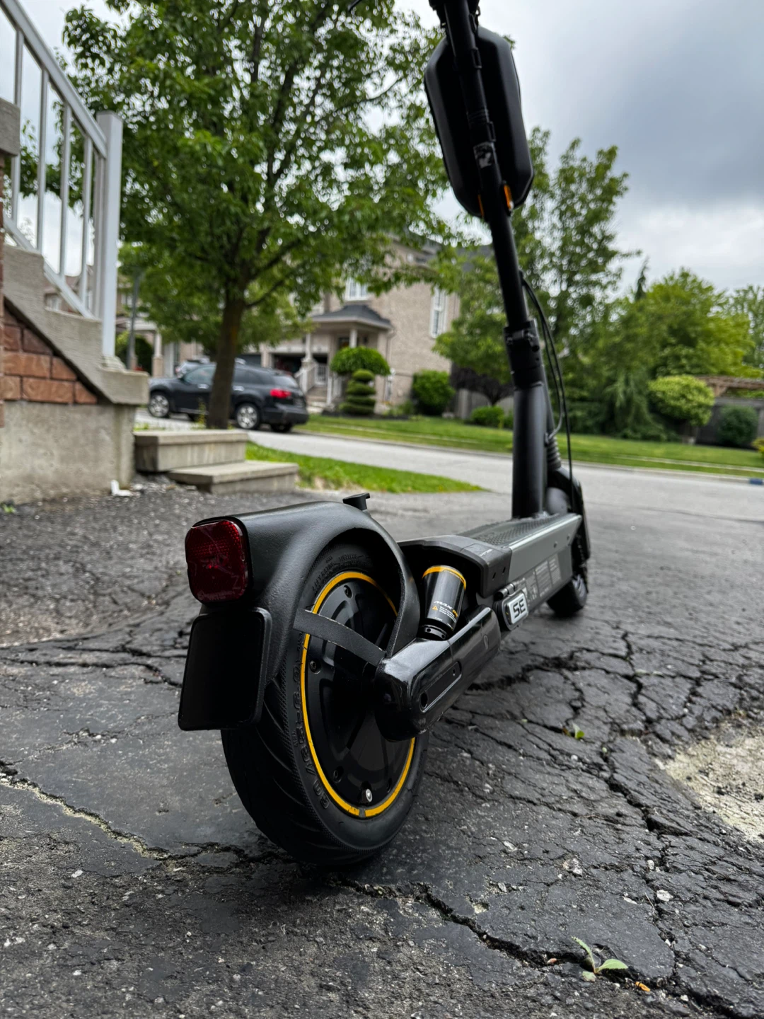 Segway Ninebot SE Electric Scooter - photo 4