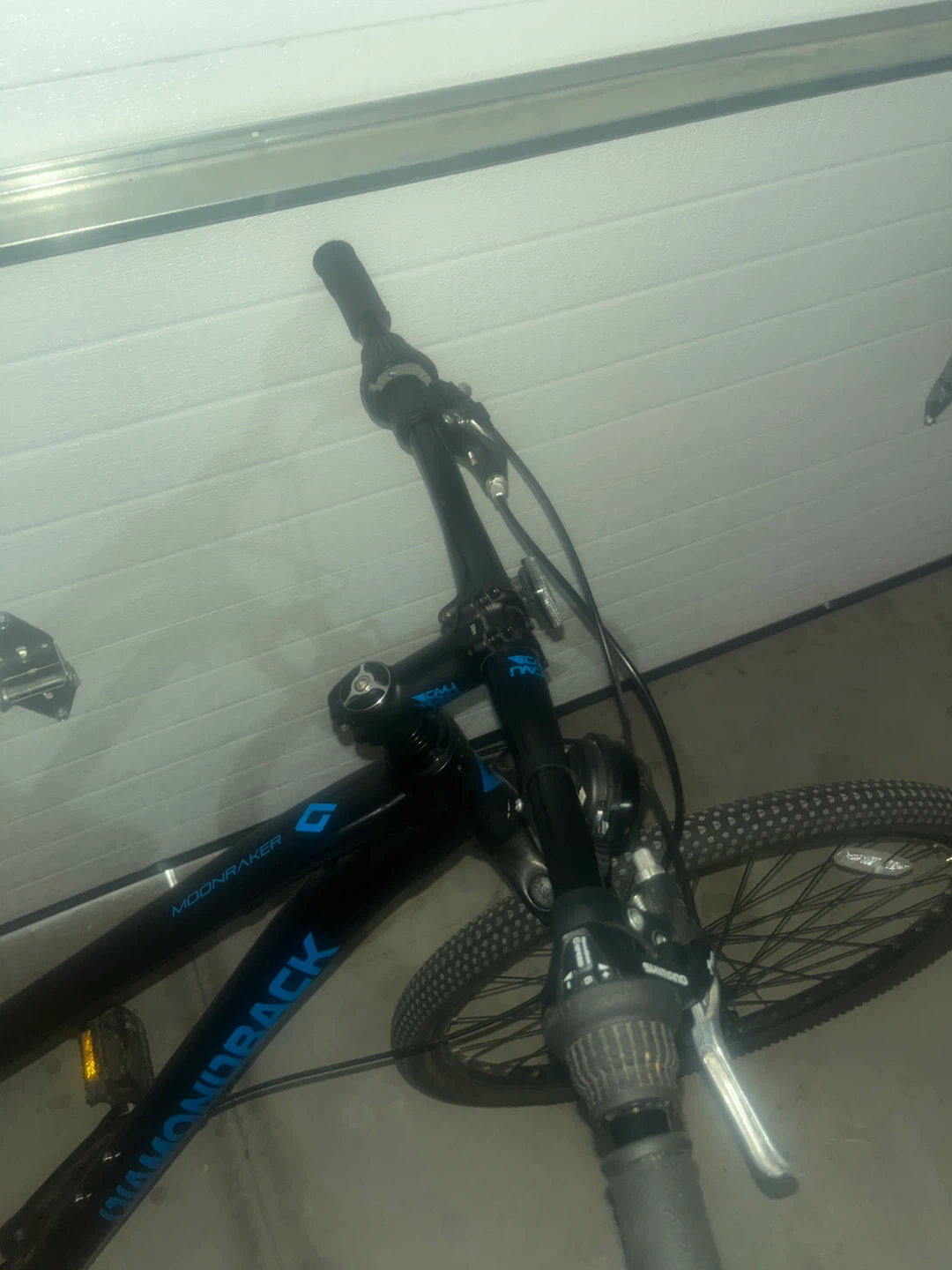 Diamondback Mountain Bike - photo 4