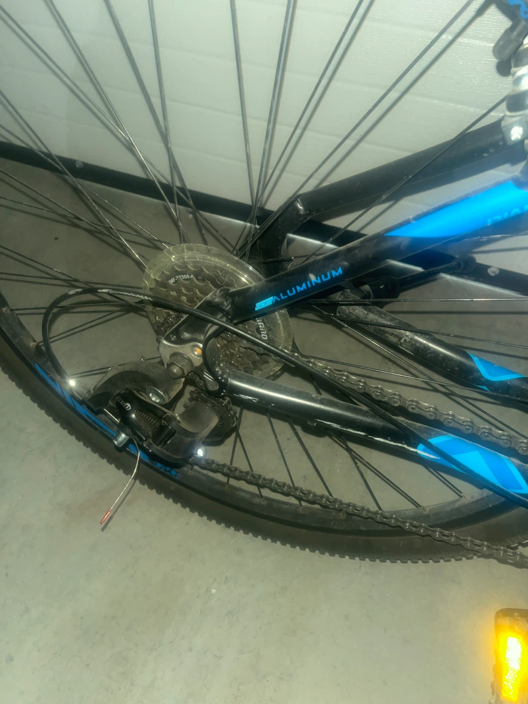 Diamondback Mountain Bike - photo 3