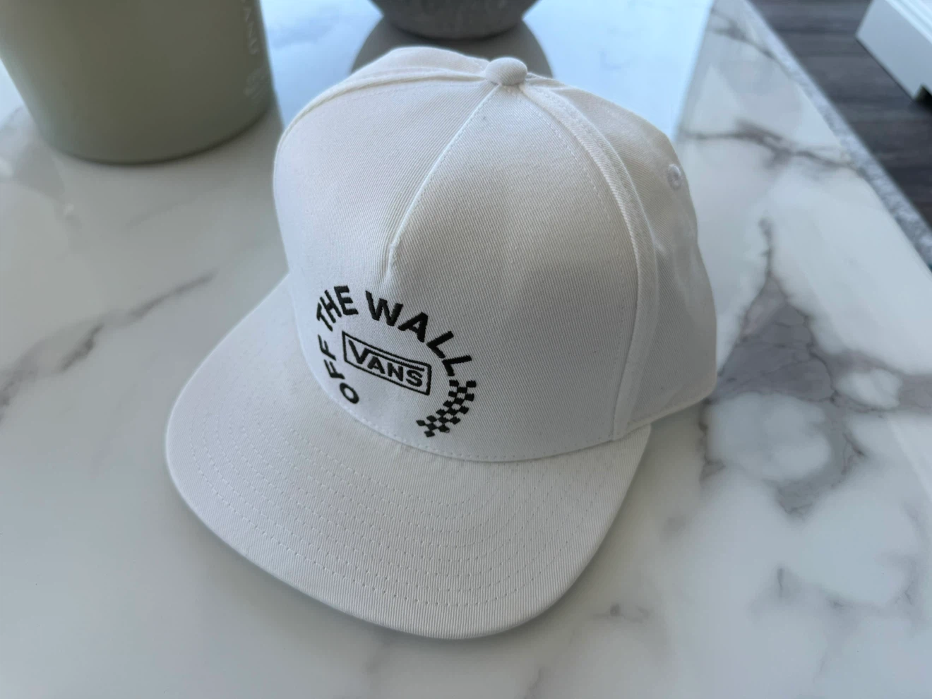 New Vans "Off The Wall" White baseball hat