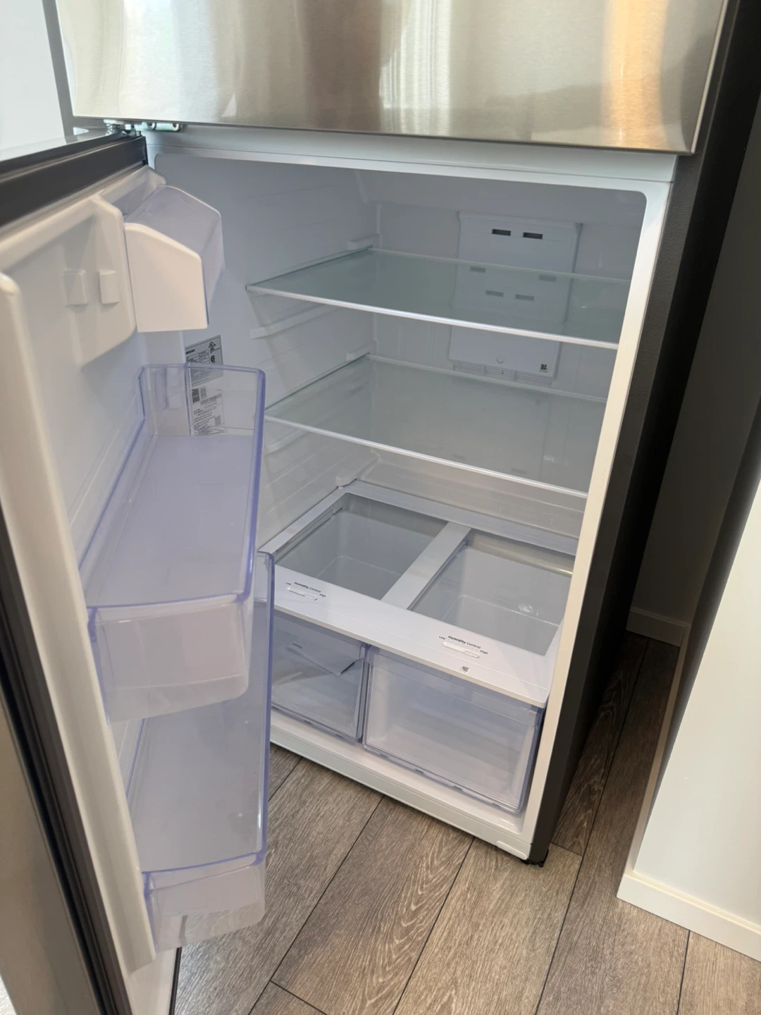 Samsung Stainless Steel Top Freezer Refrigerator - photo 2