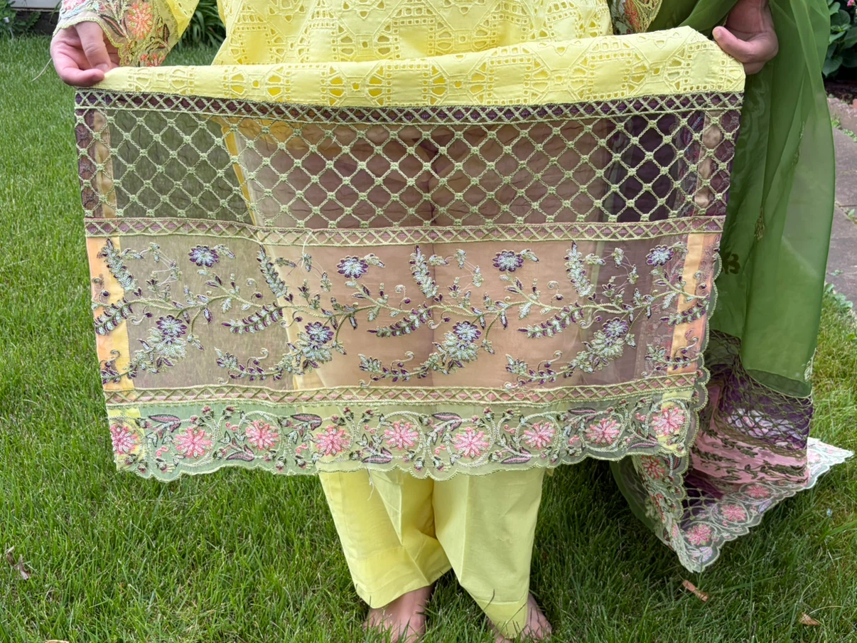 Yellow Embroidered Kurta with Dupatta - photo 2