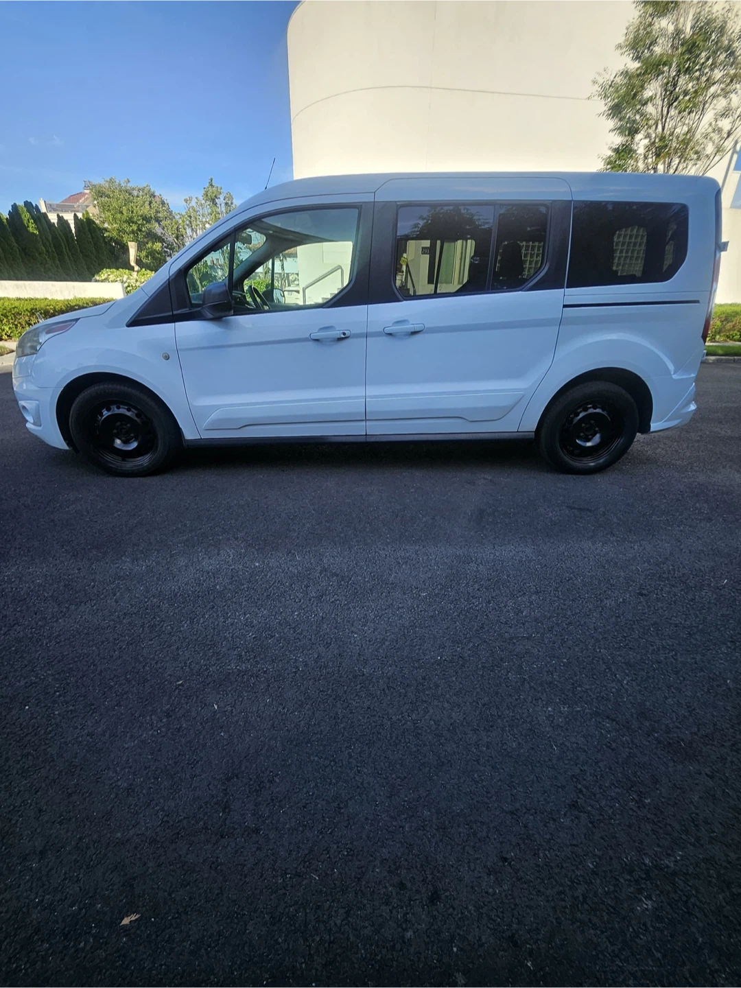 White Ford Transit Connect XLT - photo 3