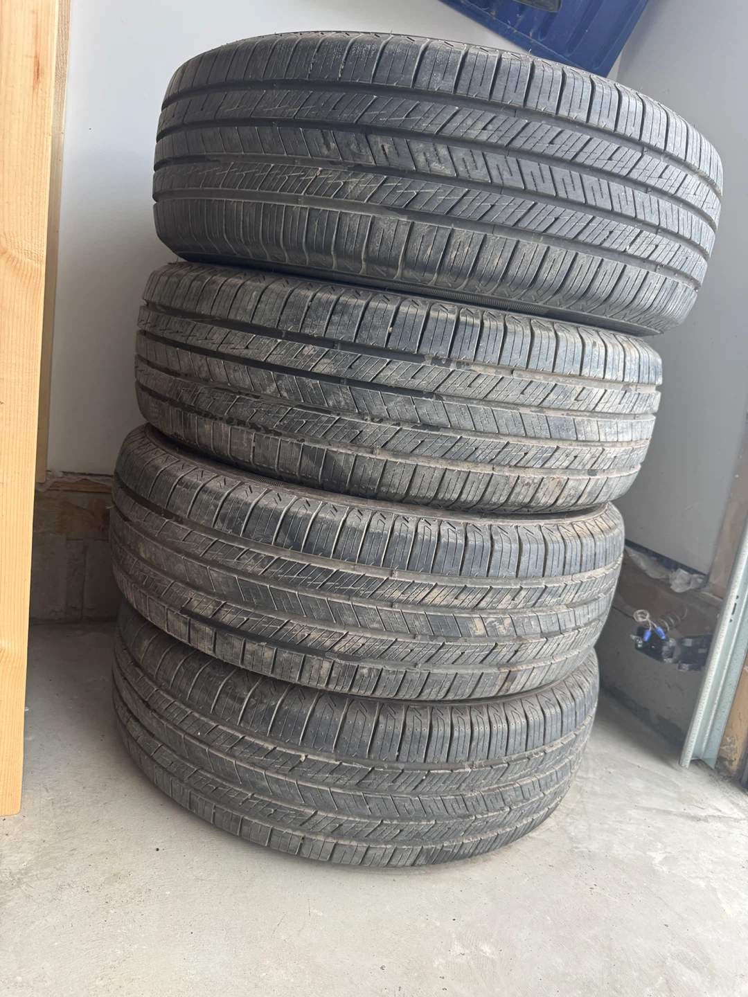 225/70R16 Blackhawk Agility SUV – Set of 4 all seasons tires