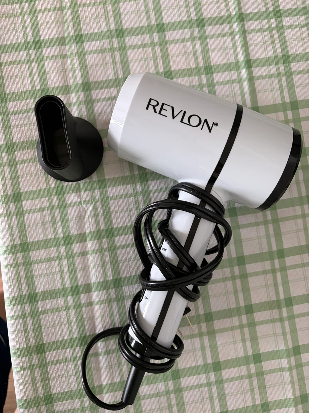 Revlon Dry & Shine Compact Hair Dryer - photo 2