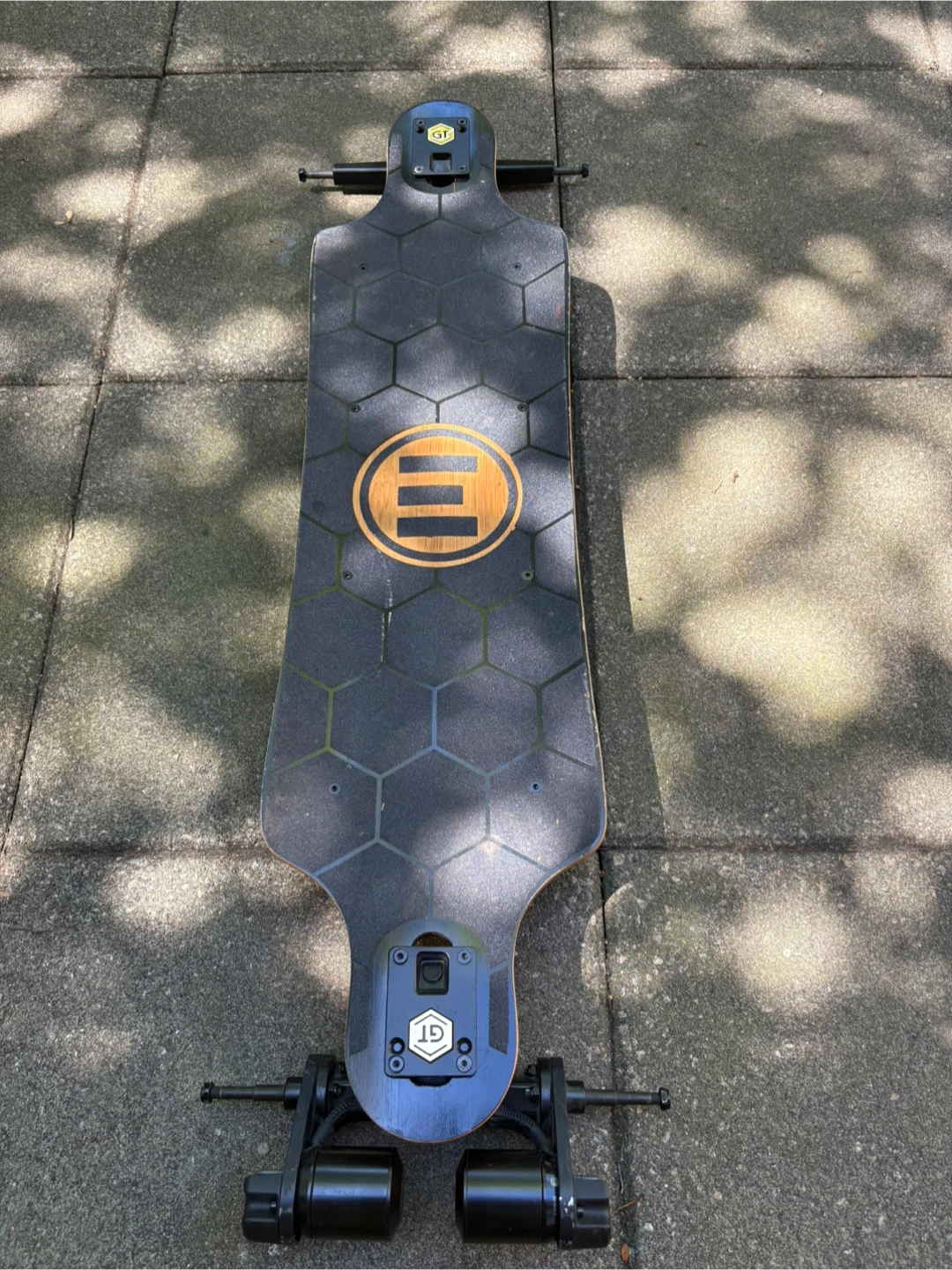 Evolve electric skateboard