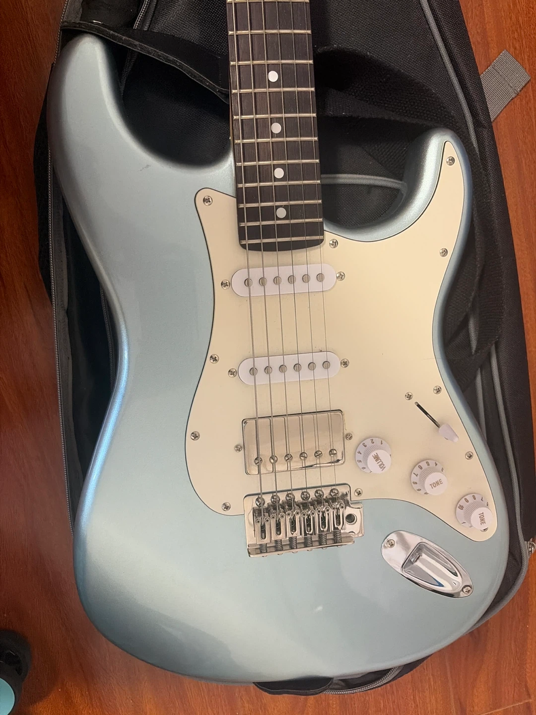 COMBO HHS Donner DST-152R Guitar - photo 5