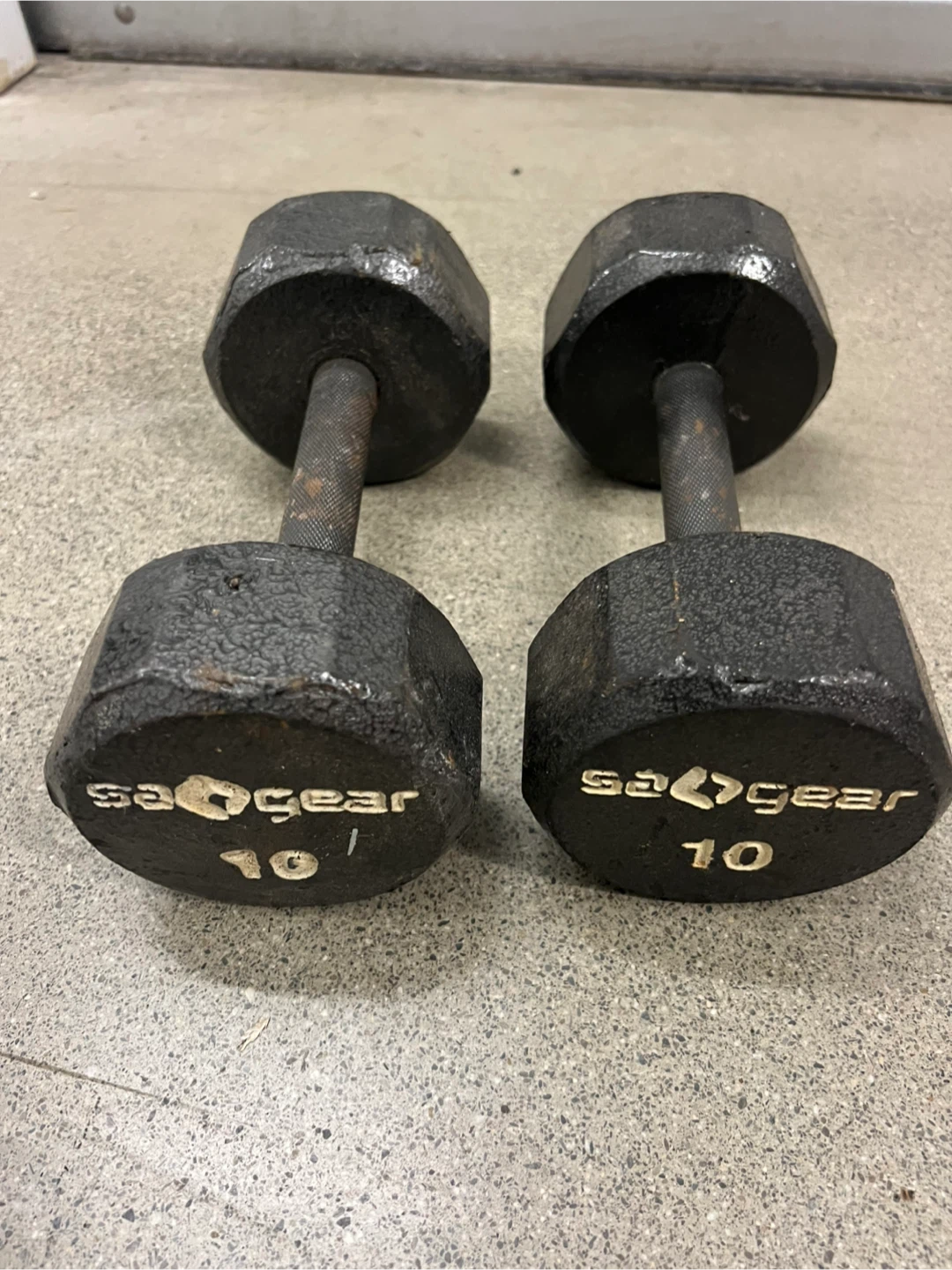 SA Gear 10 lb Hex Dumbbells (Pair)