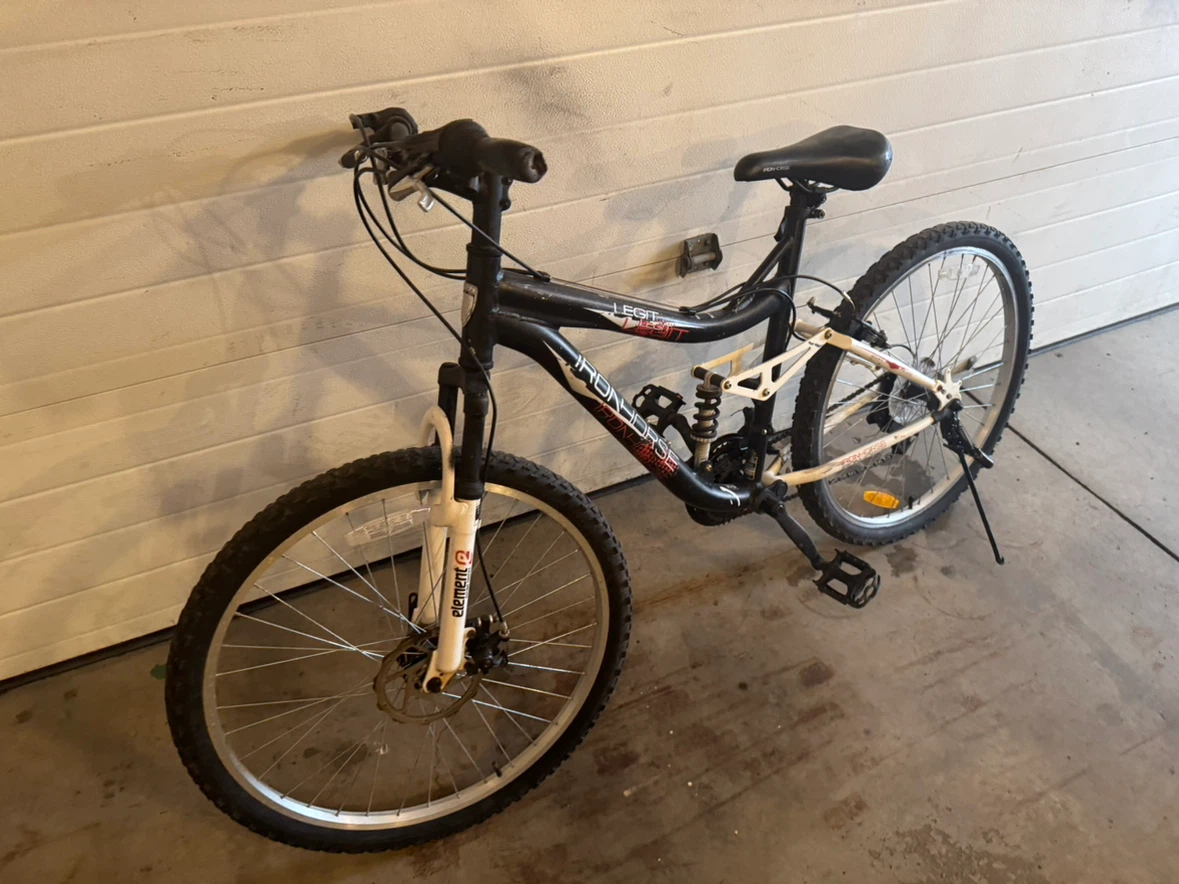 Ironhorse Mountain Bike with Disk Brakes , Dual Suspension - photo 2