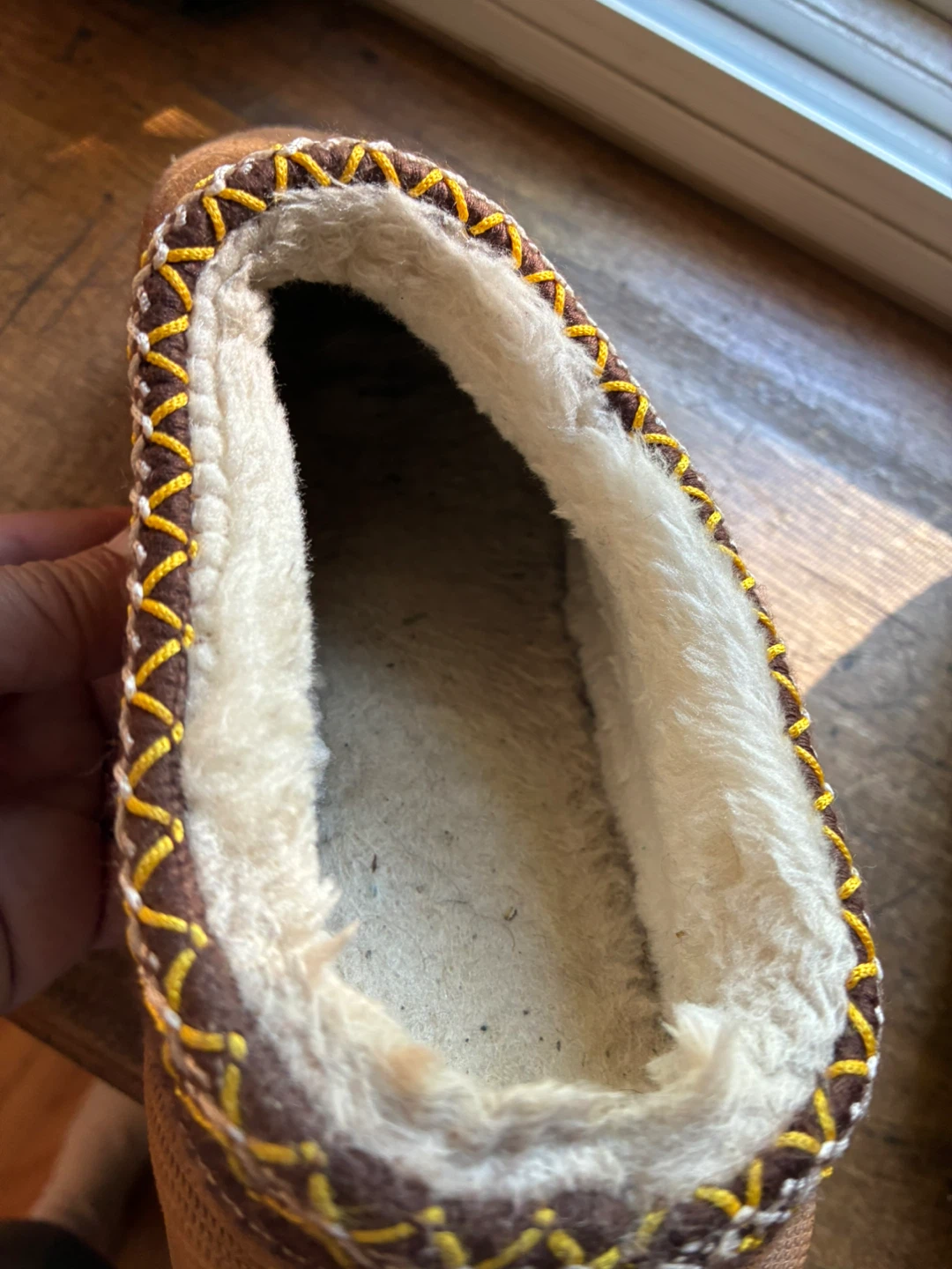 $4 women wool suede slippers size 39 / 8.5-9 UGgs inspired - photo 4
