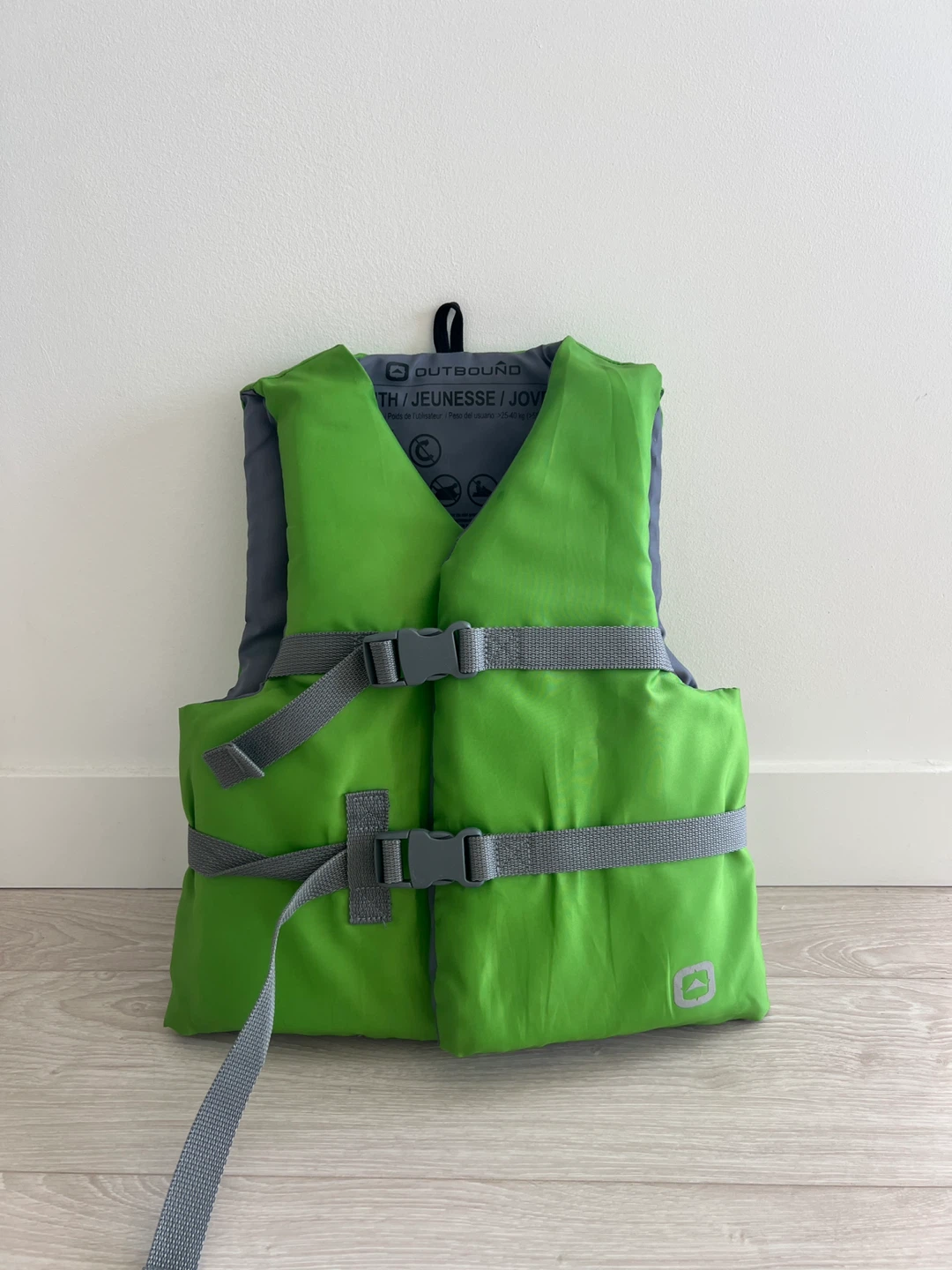 Canadian Tire Outbound Kids PFD Life Jacket (24-39kg)