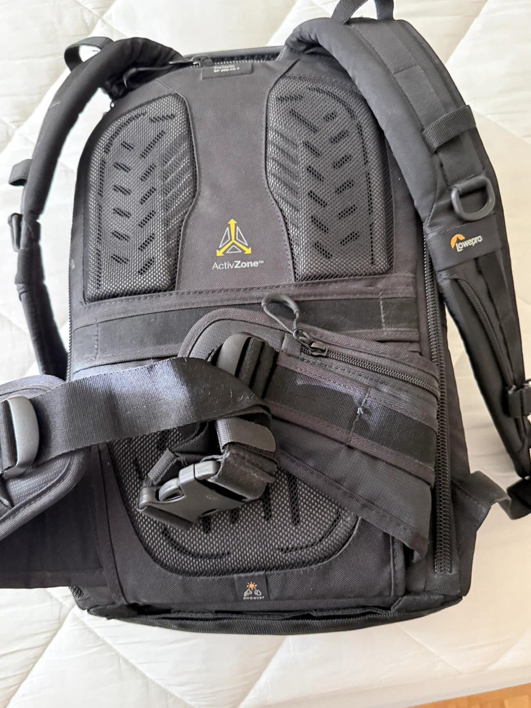 Lowepro ActivZone Camera Backpack - photo 2