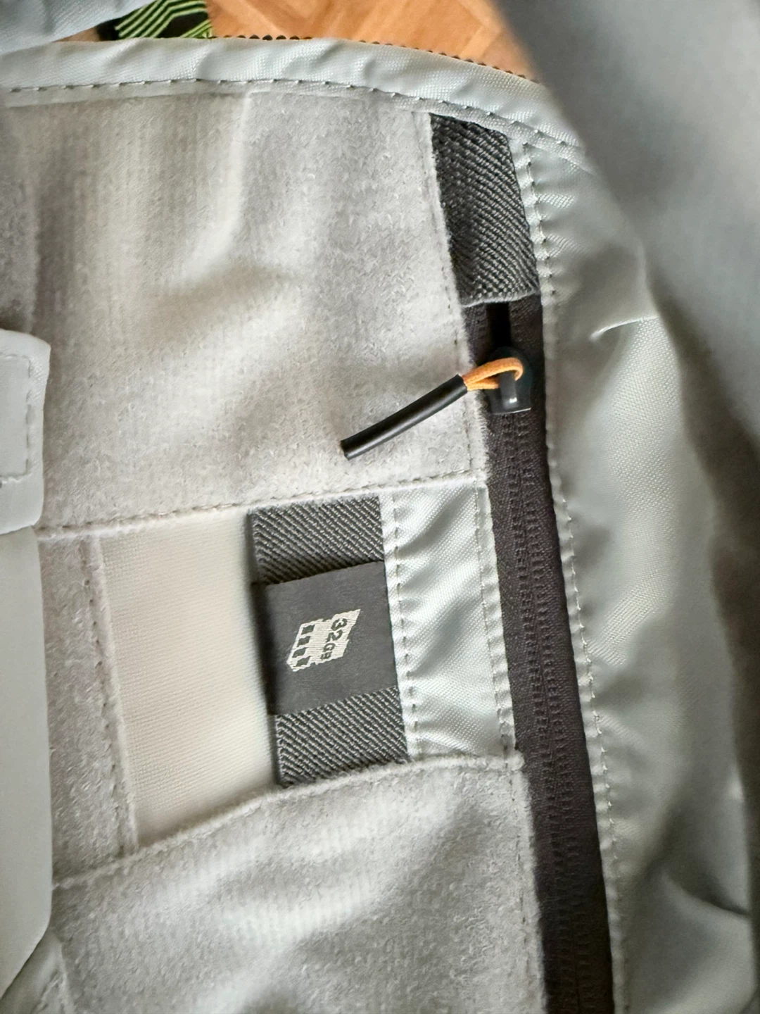 Lowepro ActivZone Camera Backpack - photo 3