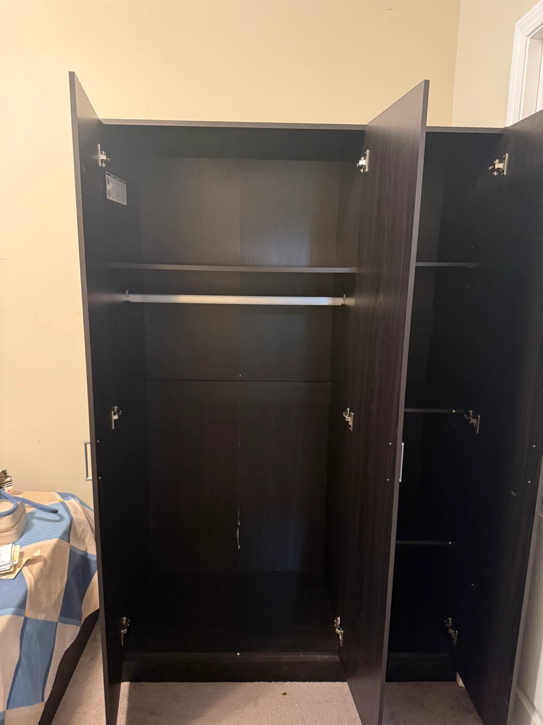 Dark Wood Wardrobe with 3 Doors - photo 5