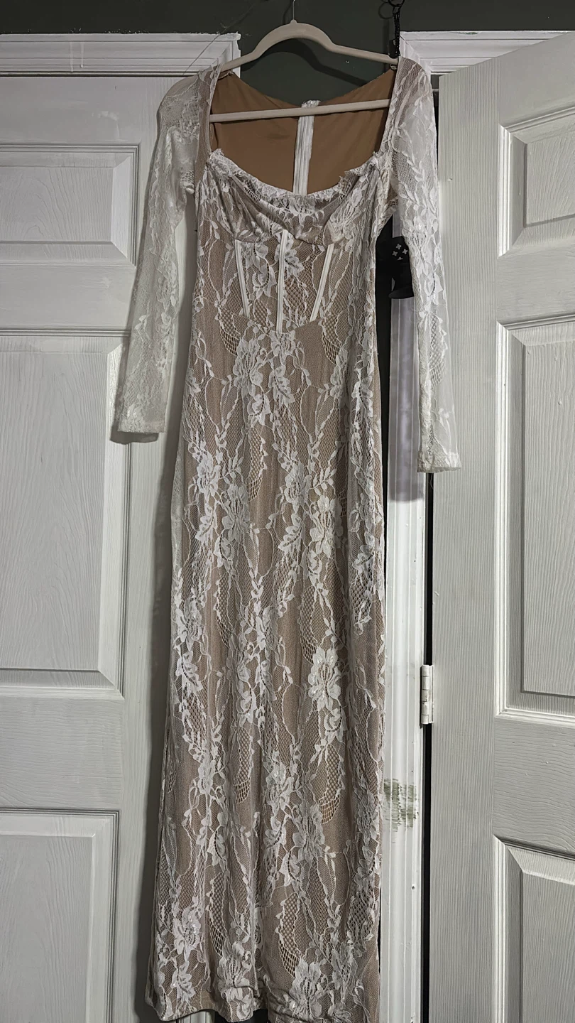 White Lace Long Sleeve Maxi Dress - photo 3