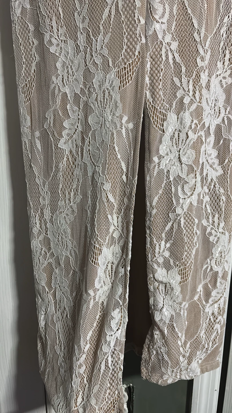 White Lace Long Sleeve Maxi Dress - photo 4