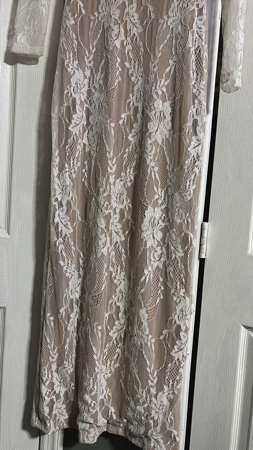 White Lace Long Sleeve Maxi Dress - photo 2