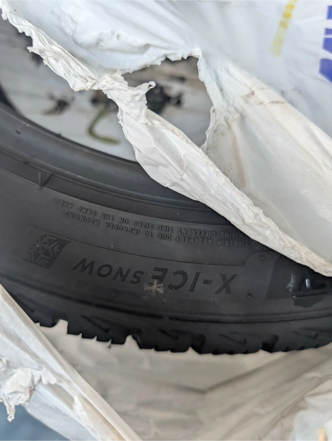 Michelin X-Ice Snow Winter Tire Staggered Mercedes C300 - photo 4