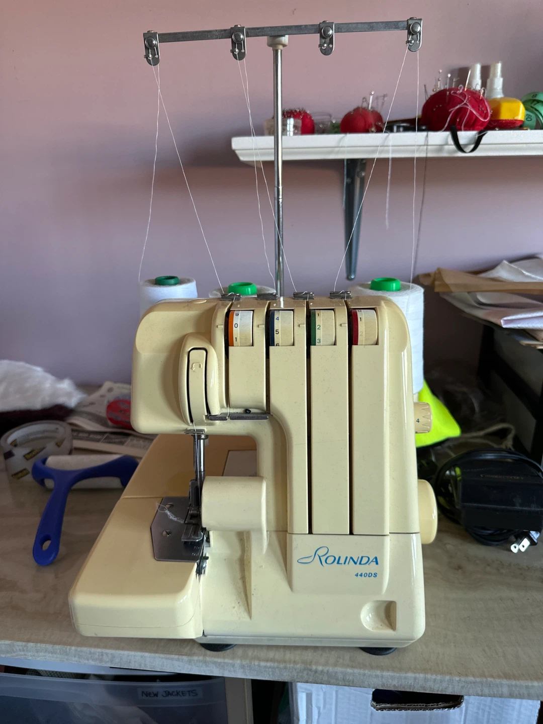 Rolinda 440DS Serger Sewing Machine