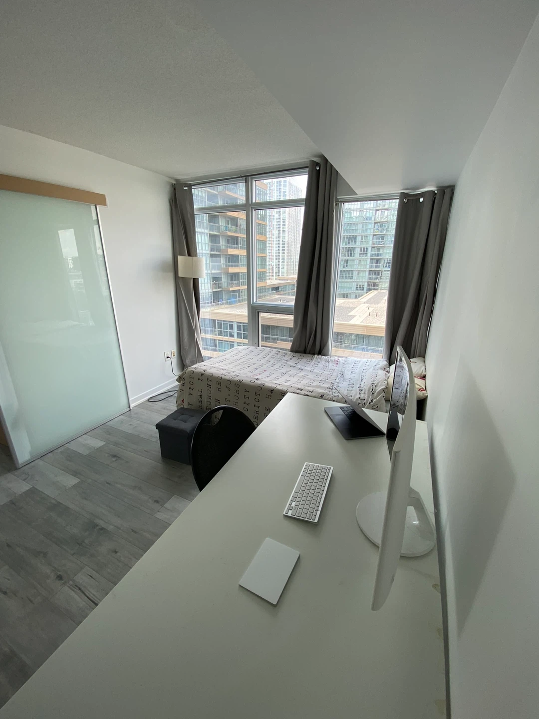Big office - Study Table and office chair - photo 2