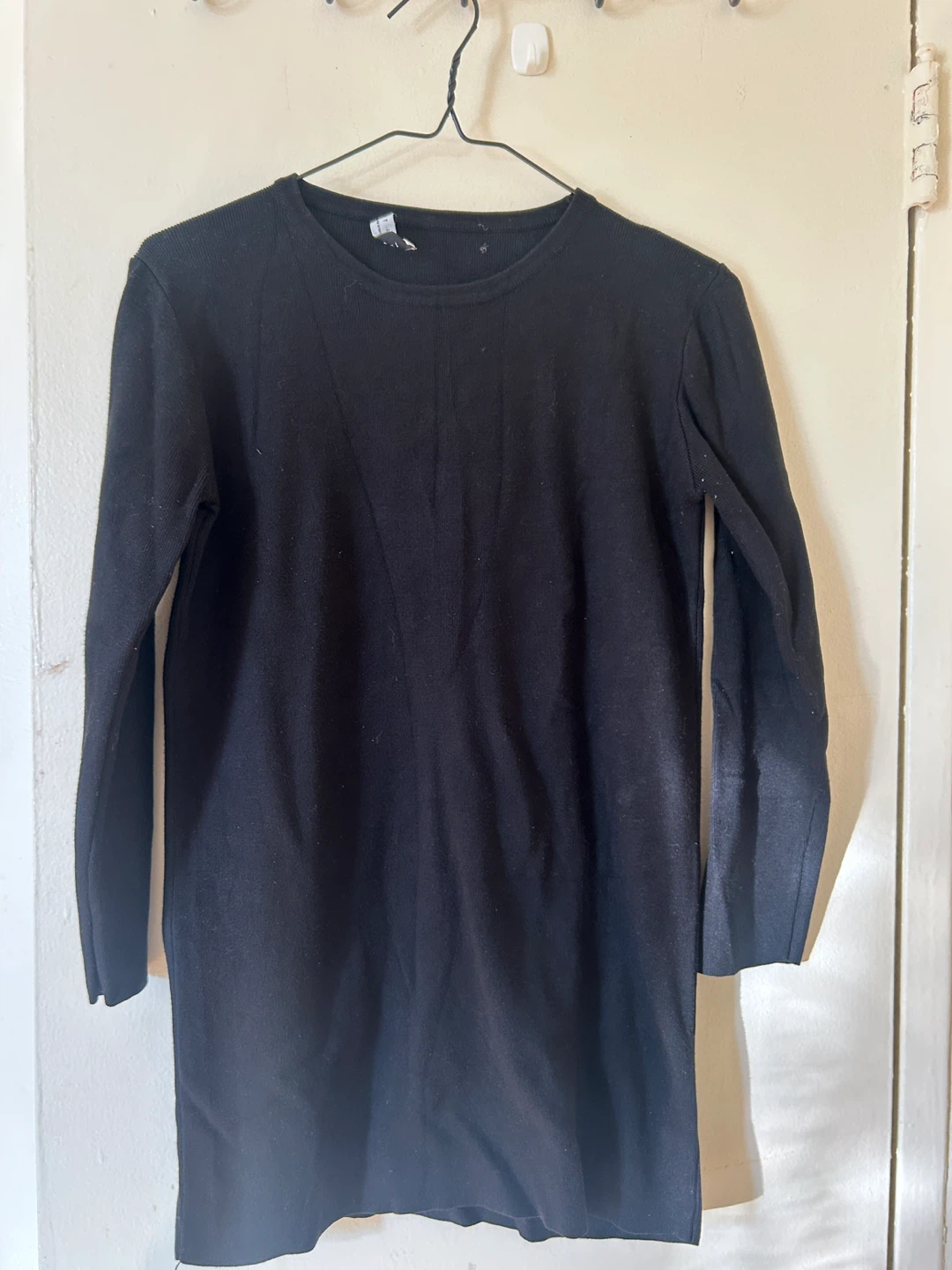 Sweet Point Black Long Sleeve Dress