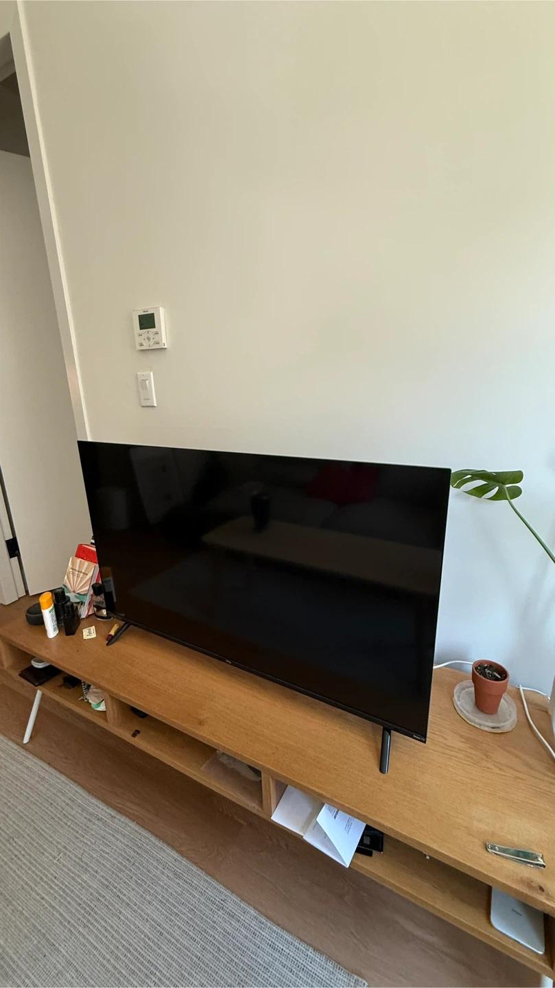 TCL 43" TV 4K - photo 2