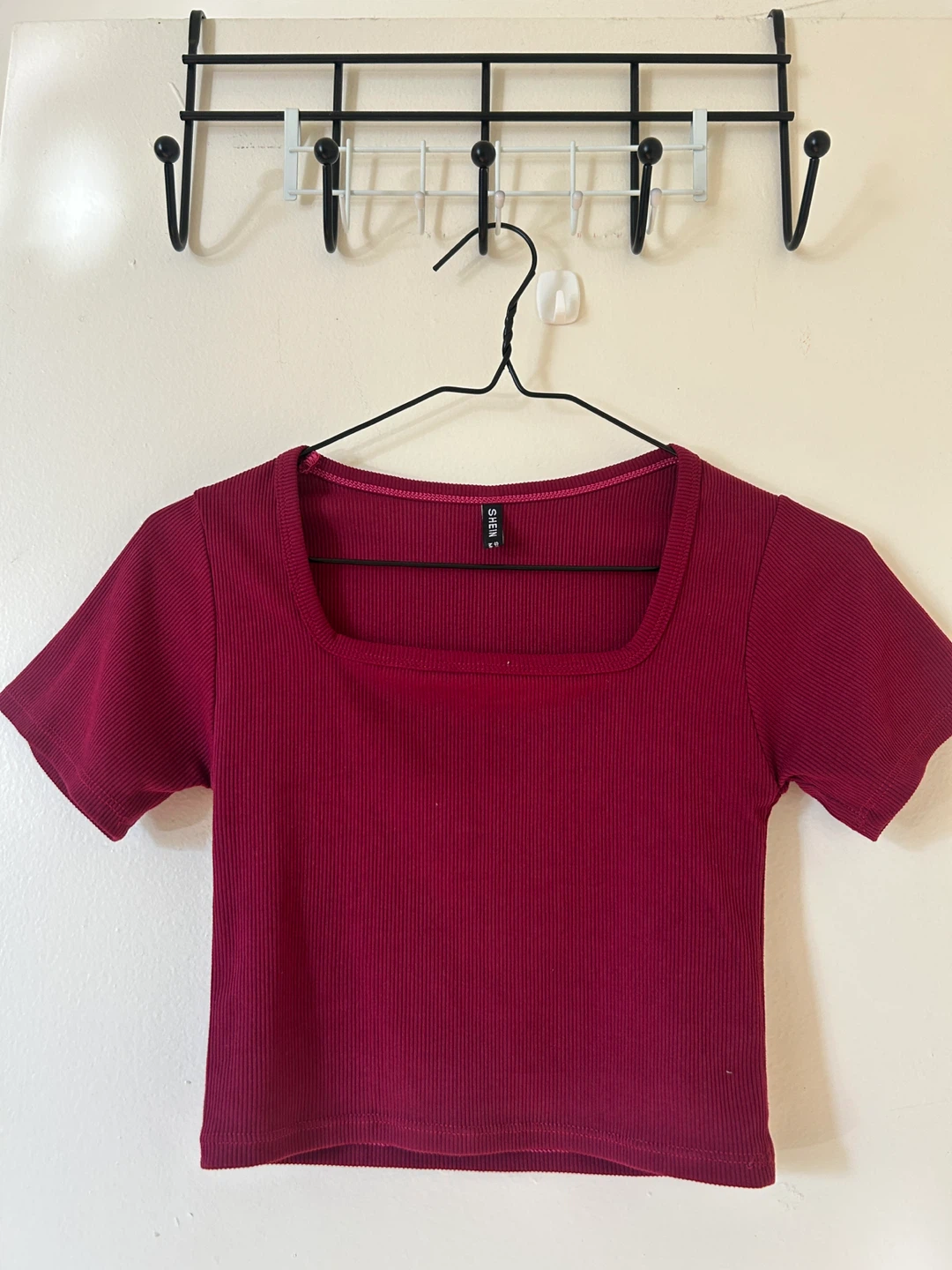 Bundle of 4 Women's Crop Tops (H&M, SHEIN, Unbranded) - photo 2