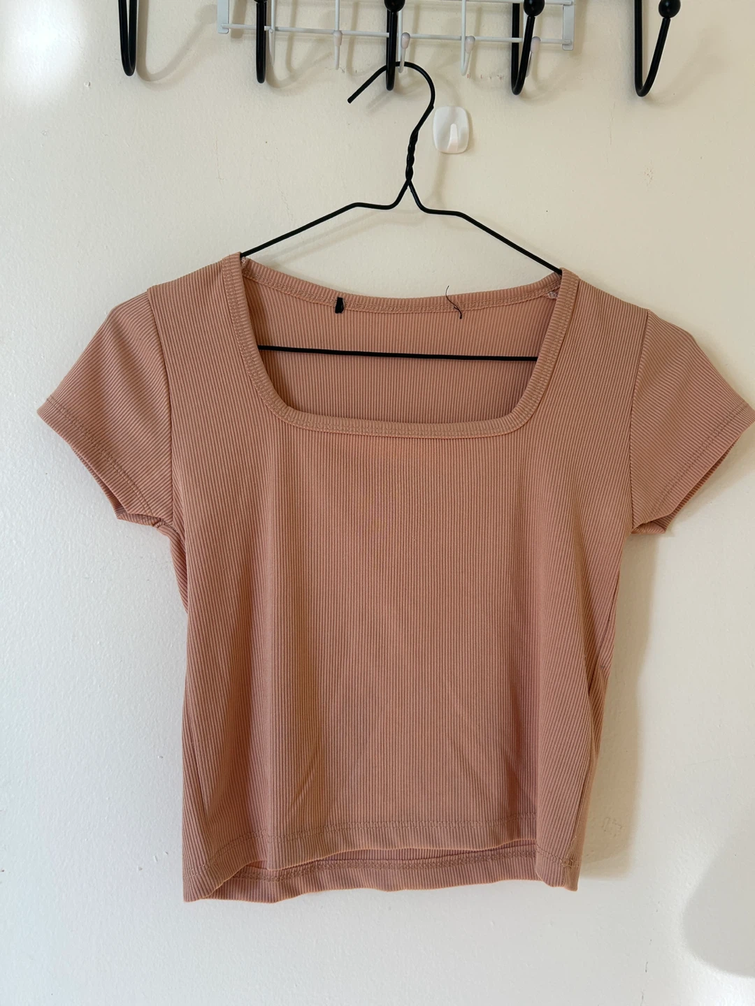 Bundle of 4 Women's Crop Tops (H&M, SHEIN, Unbranded) - photo 3