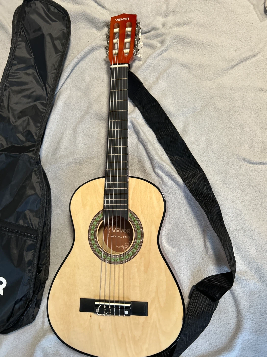 Vevor Classical Guitar Starter Kit - photo 4