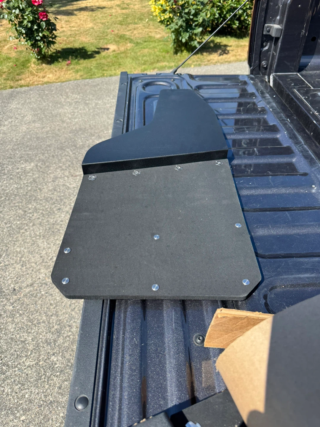 Black Metal Mud Flaps for Truck - photo 2