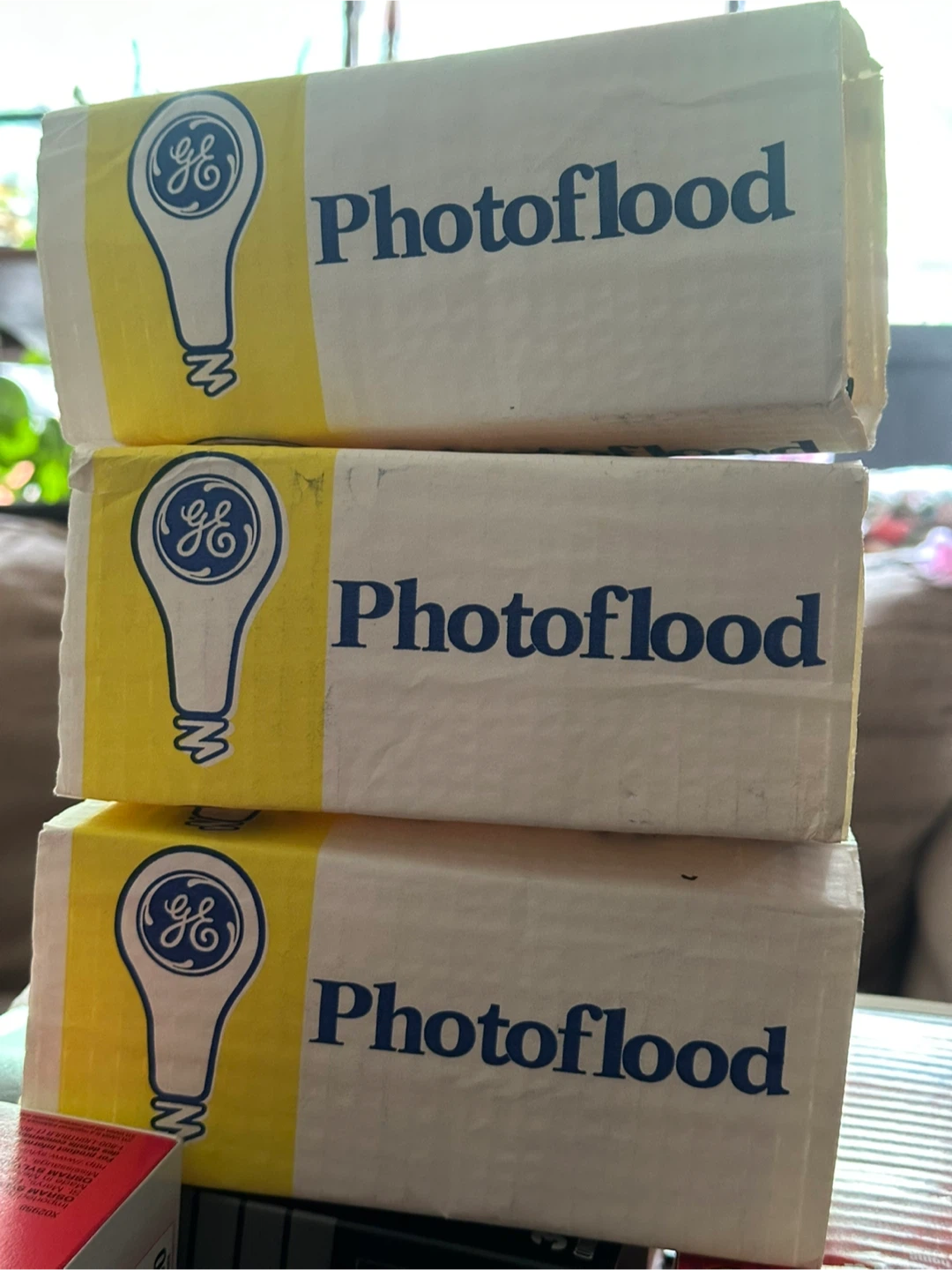 Set of 3 vintage General Electric Photoflood lightbulbs