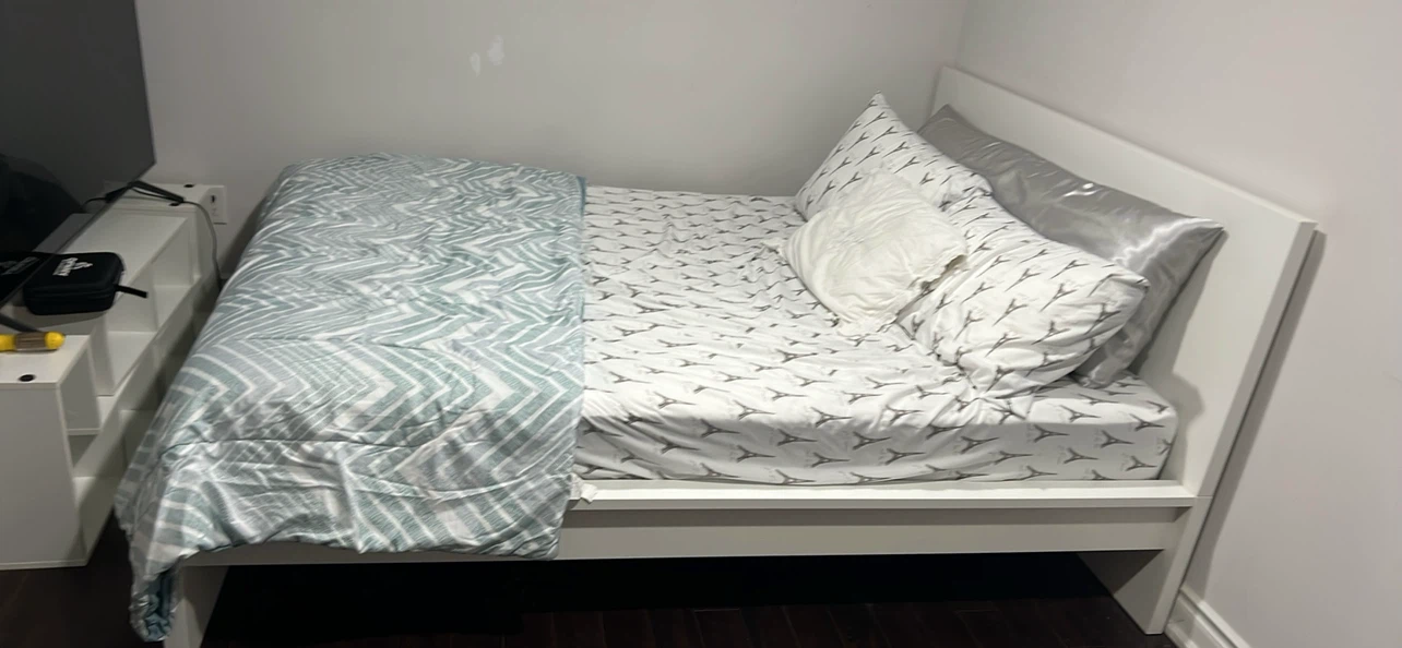 White Ikea Malm Queen Bed - photo 2