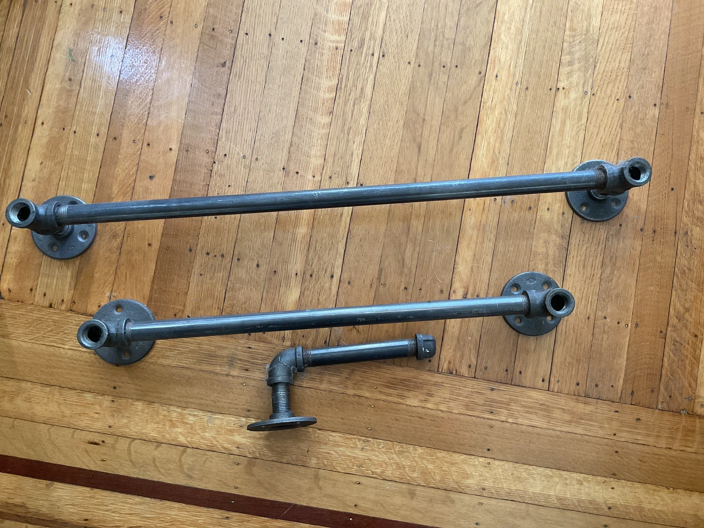 Industrial Pipe Towel Bars / Toilet Paper Holder Set