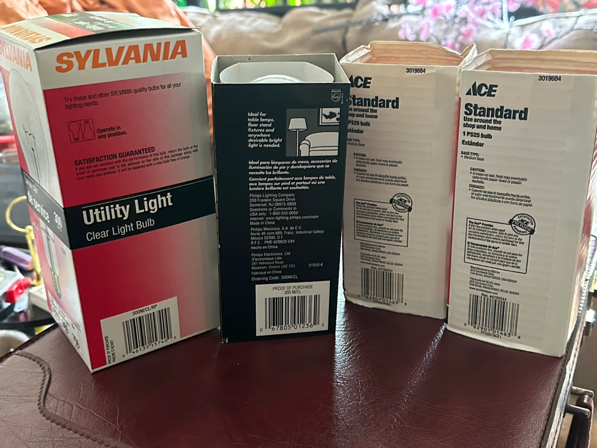 300 watt light bulbs $20 each - photo 5