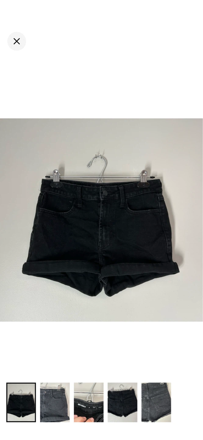 Old navy women’s 4 black denim shorts