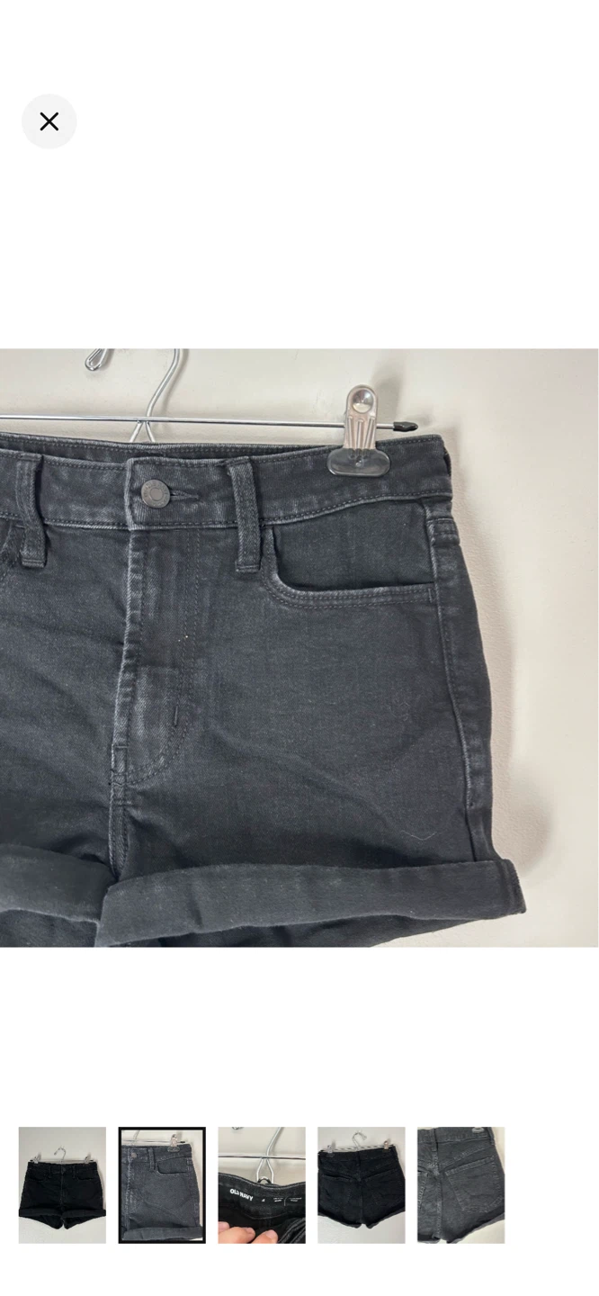 Old navy women’s 4 black denim shorts - photo 2