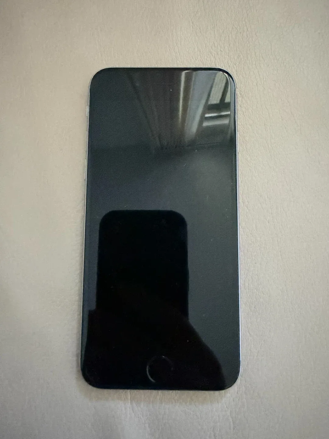 Apple iPhone 6s with Box