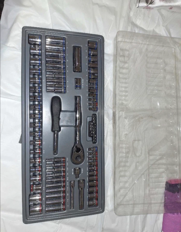 Socket Set with Ratchet and Handle - photo 2