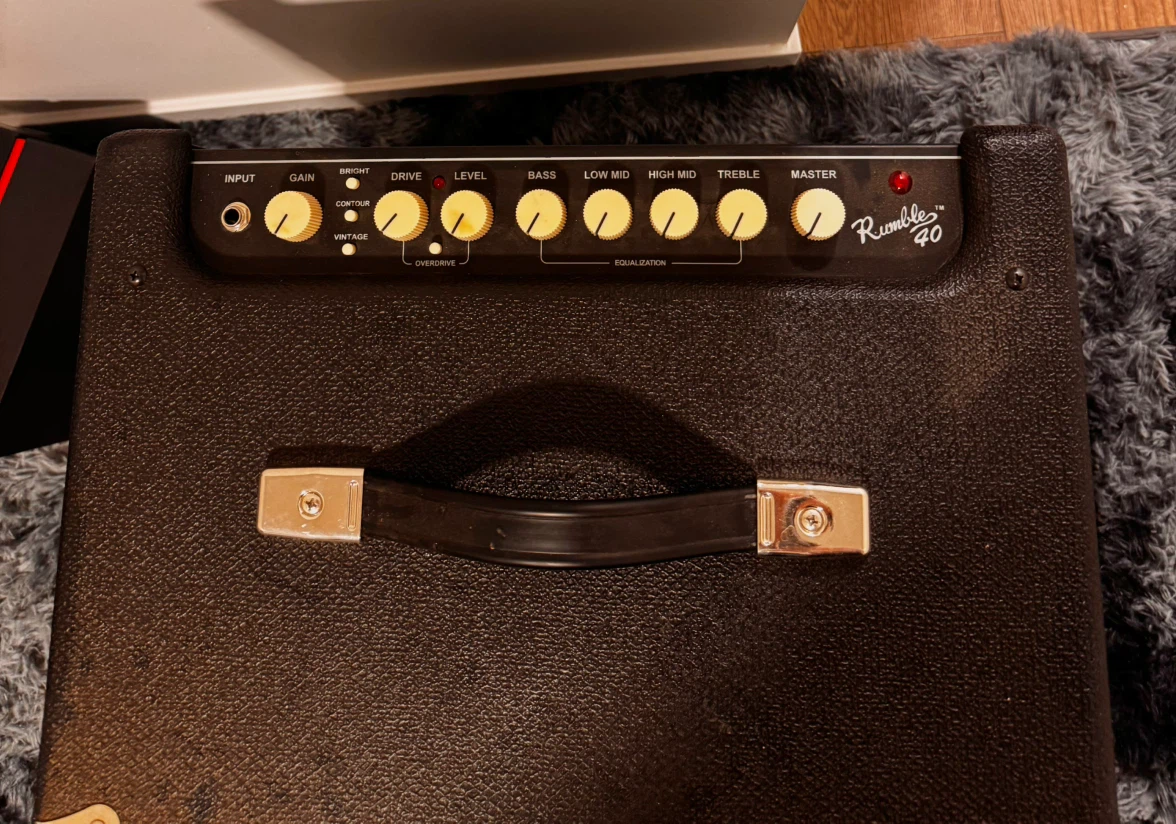 Fender Rumble 40 Bass Amp - photo 2