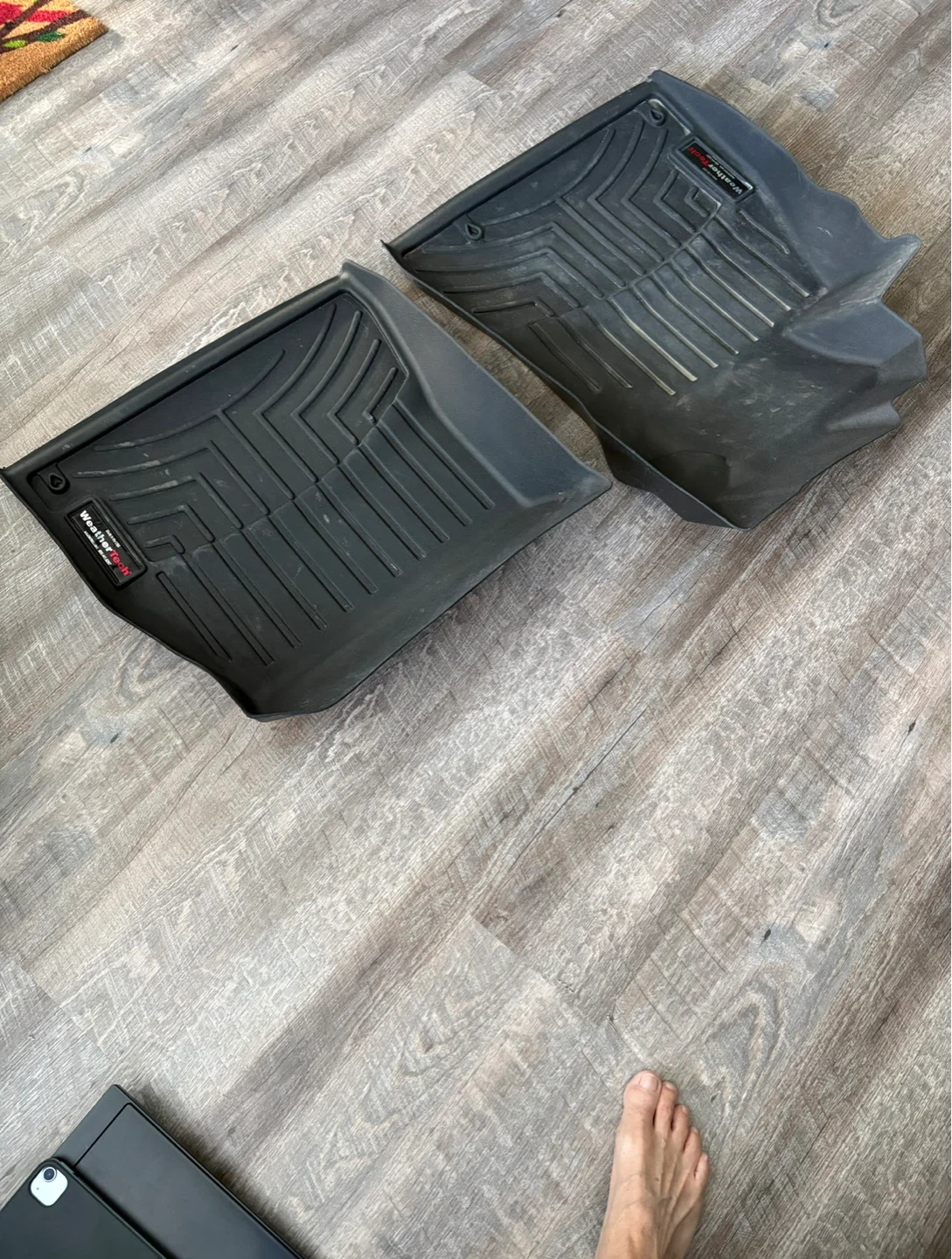 2020-2025 Nissan SENTRA floor mats