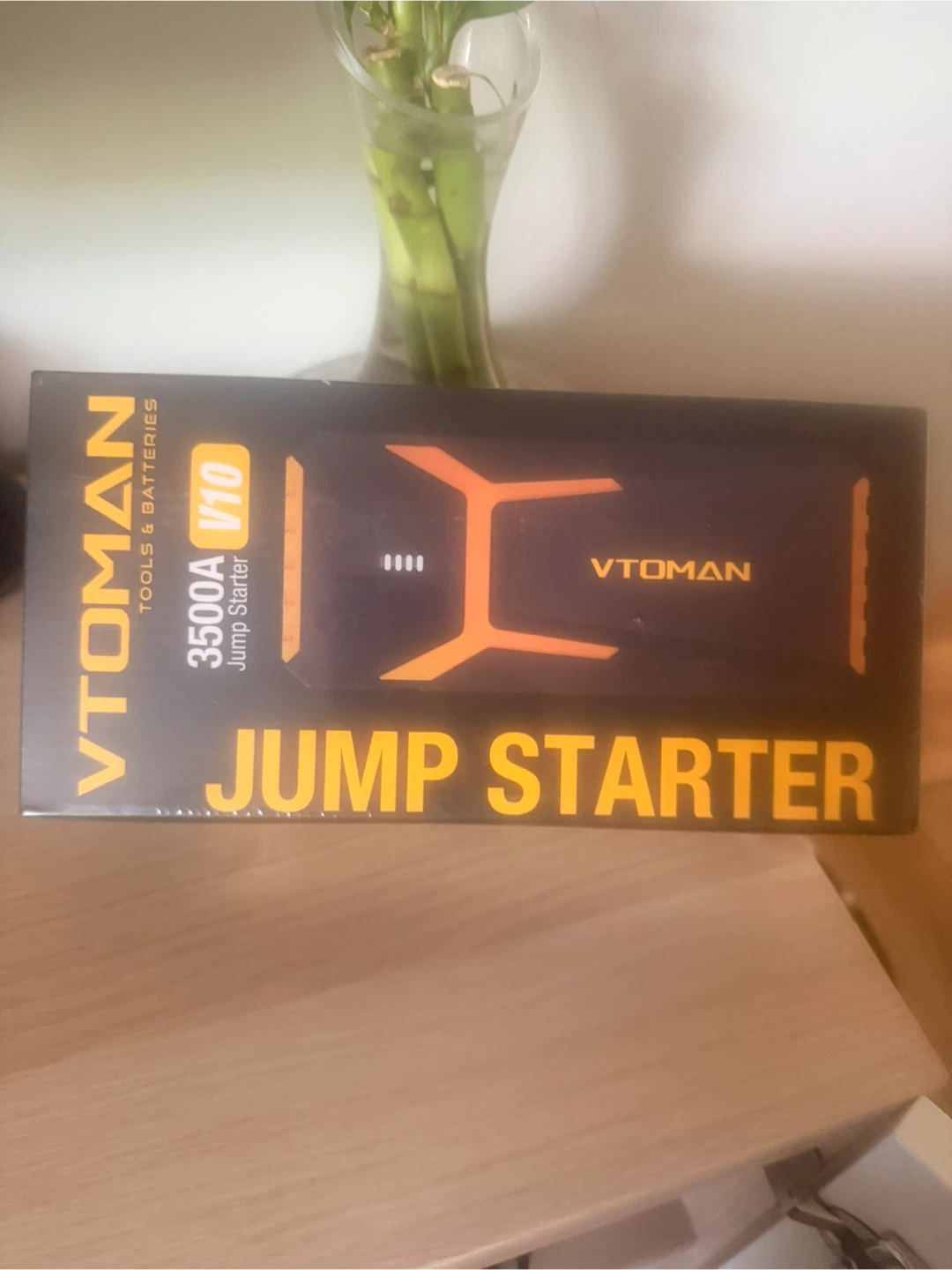 VTOMAN V10 3500A Jump Starter