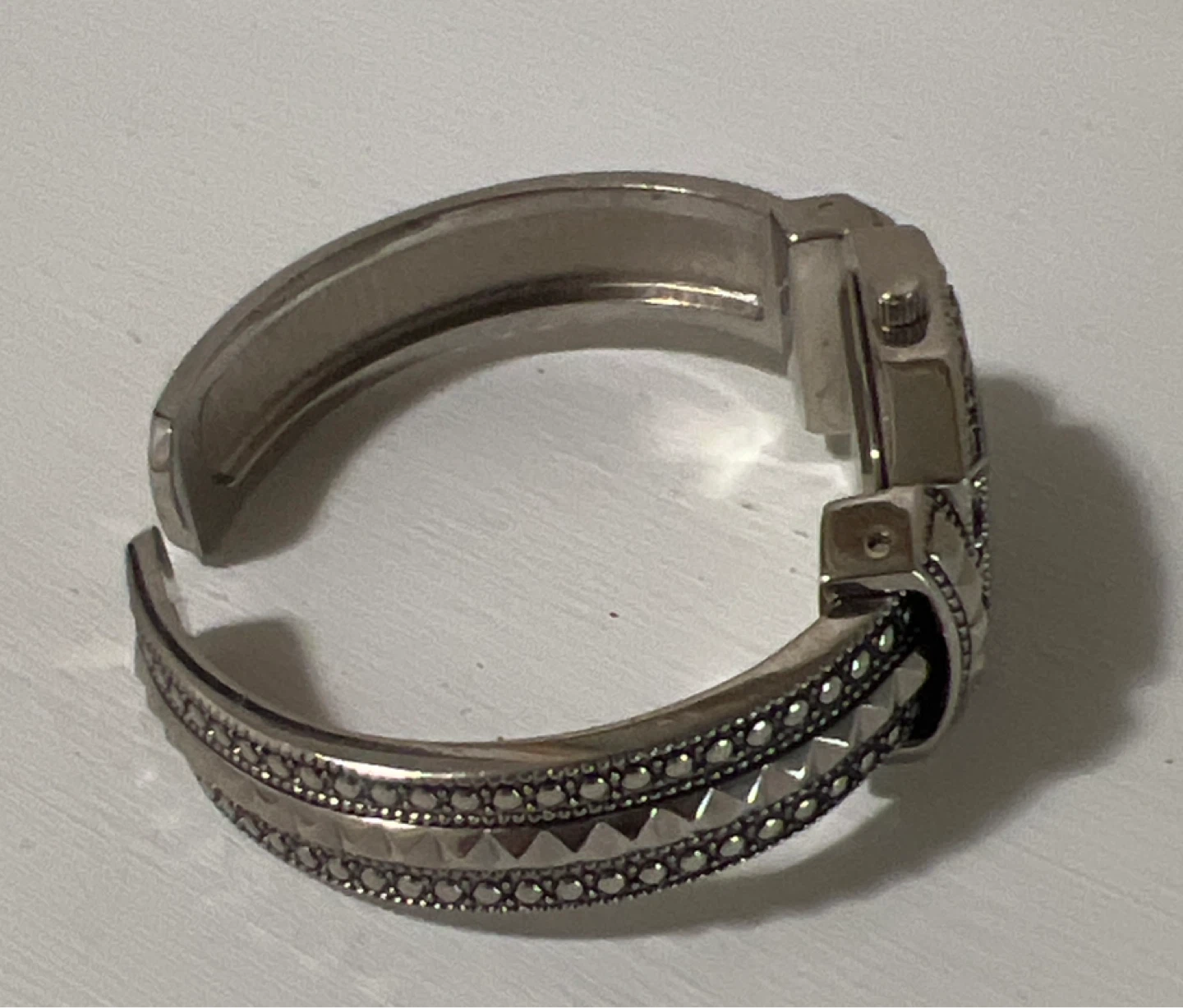 Quartz Women's Y2K Ornate Cuff Watch - photo 2