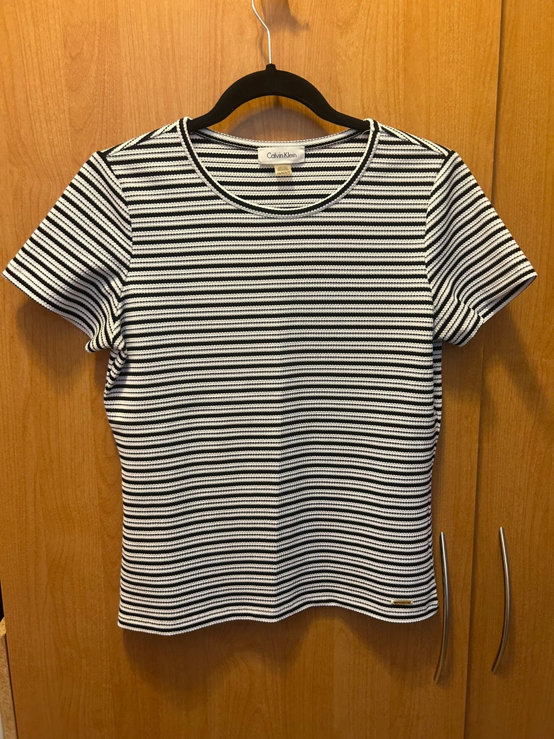 XS - Calvin Klein Striped T-Shirt